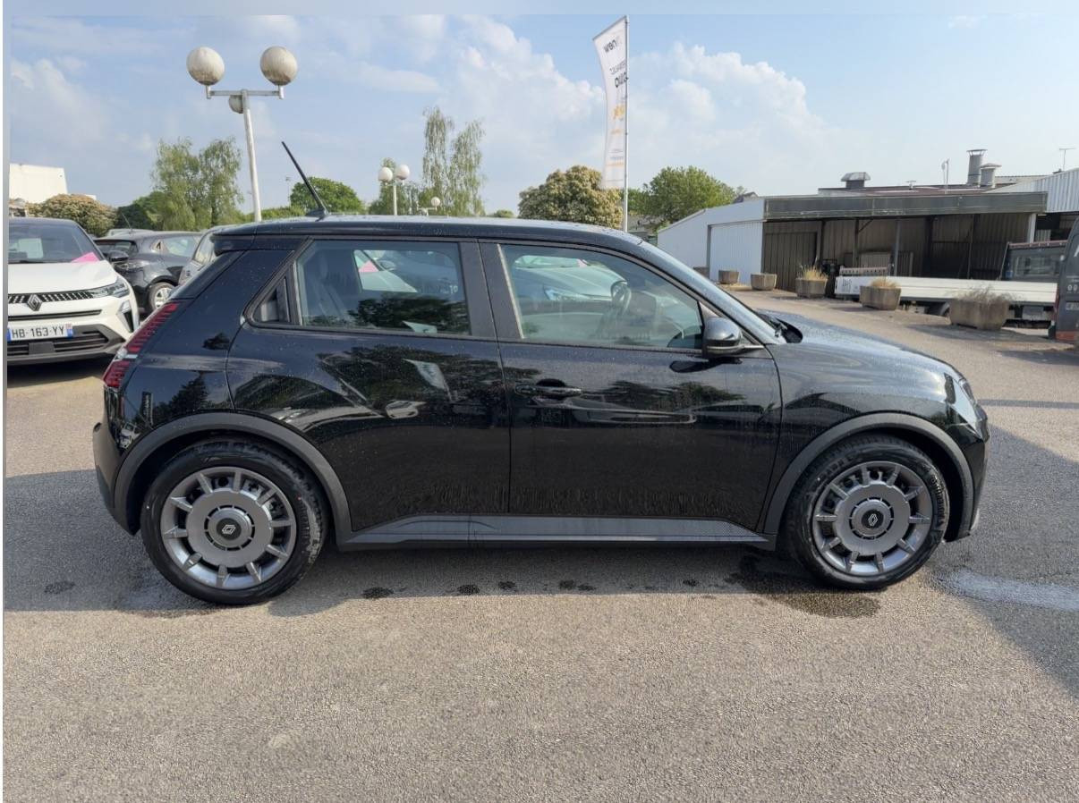 Vente en ligne Renault R5 E-Tech  150 ch autonomie confort au prix de 31 990 €