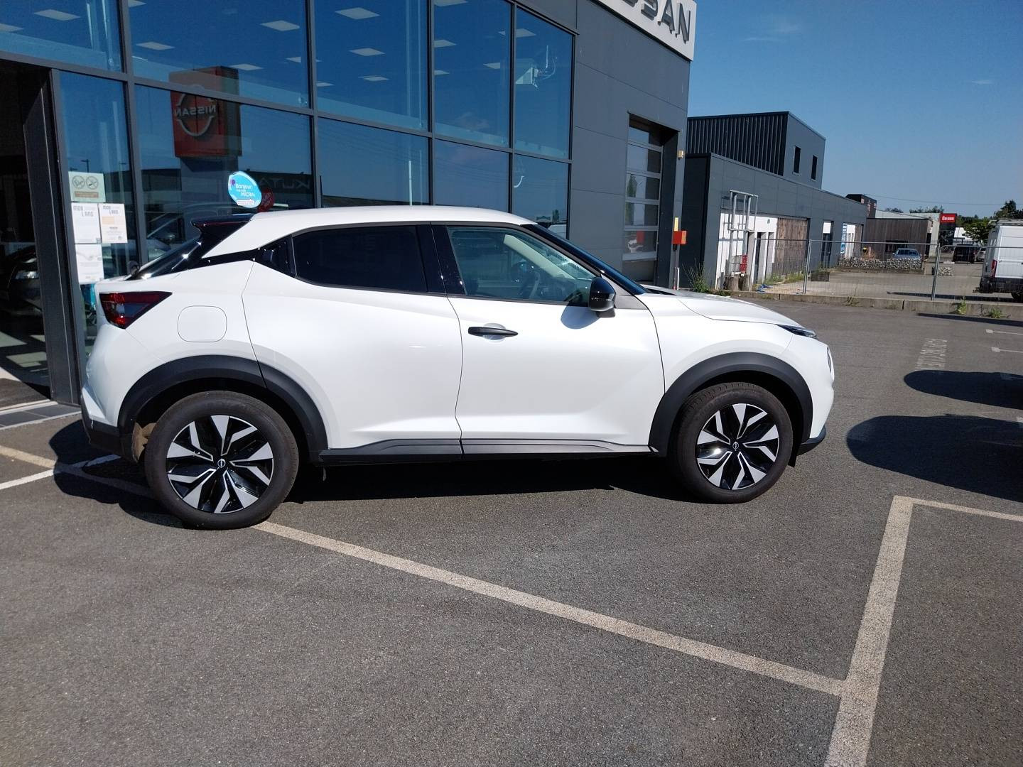 Vente en ligne Nissan Juke  HYBRID 143 au prix de 24 990 €