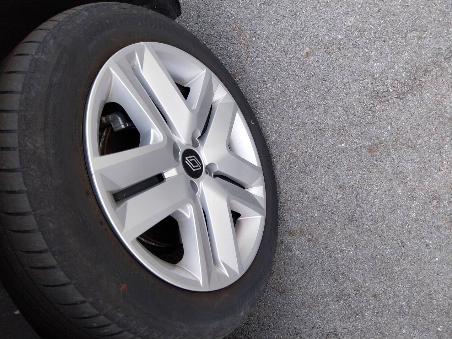 Vente en ligne Renault Clio 5 Clio E-Tech full hybrid 145 au prix de 18 390 €