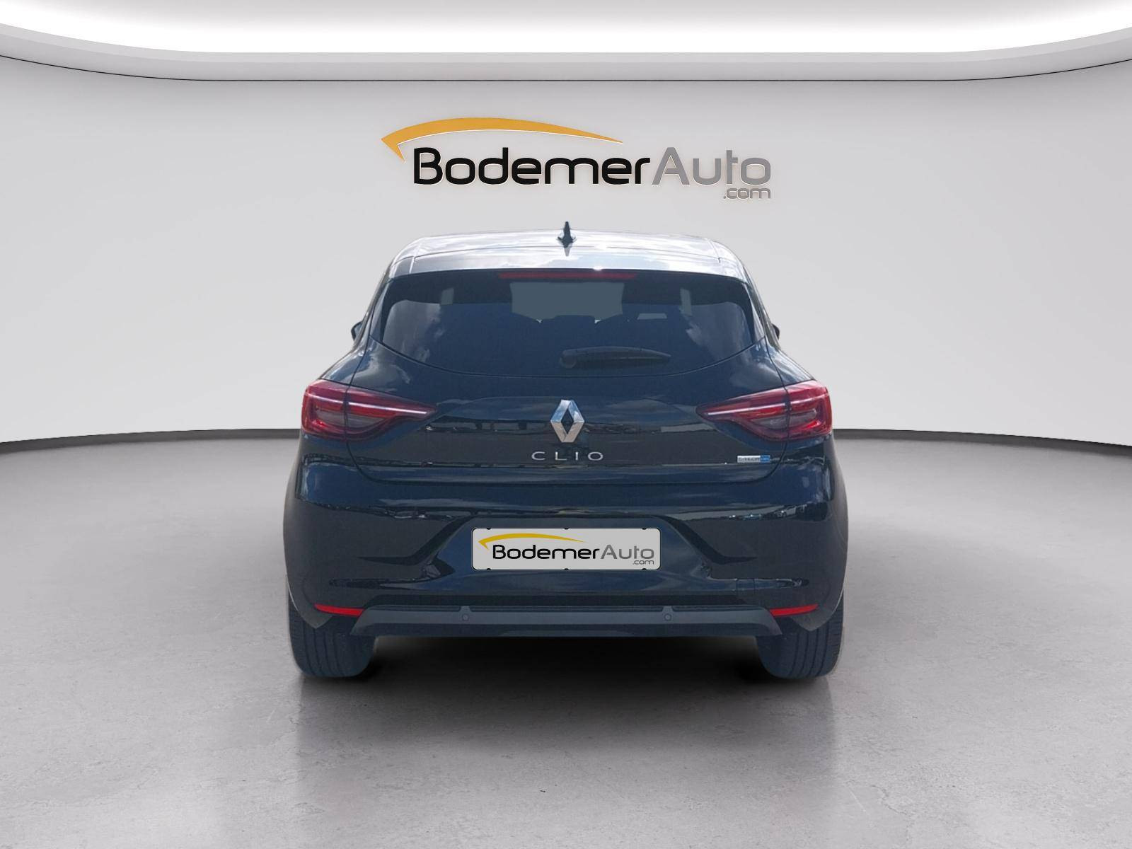Vente en ligne Renault Clio 5 Clio E-Tech 140 - 21N au prix de 18 990 €