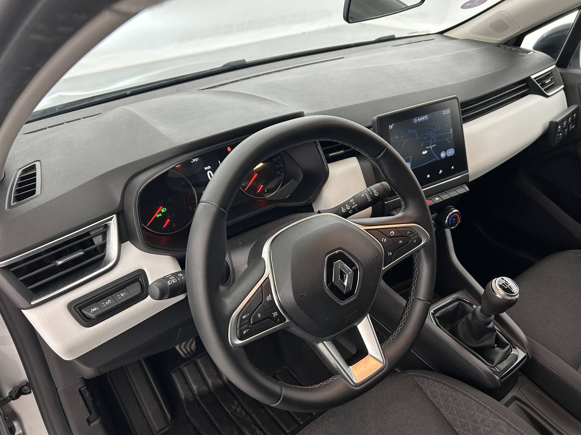Vente en ligne Renault Clio 5 Clio TCe 90 au prix de 13 690 €