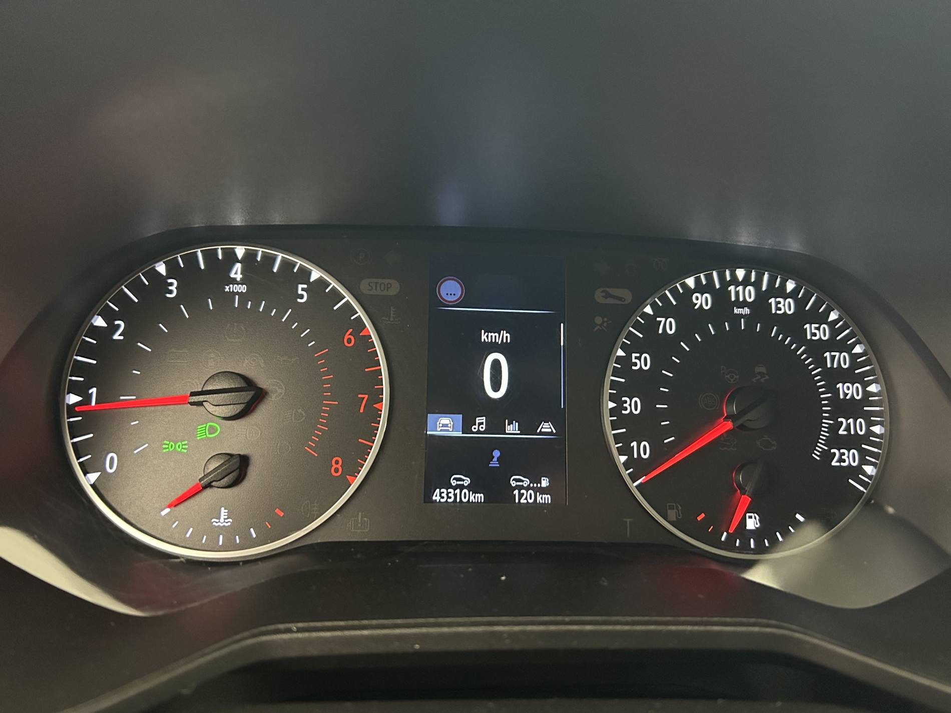 Vente en ligne Renault Clio 5 Clio TCe 90 au prix de 13 990 €
