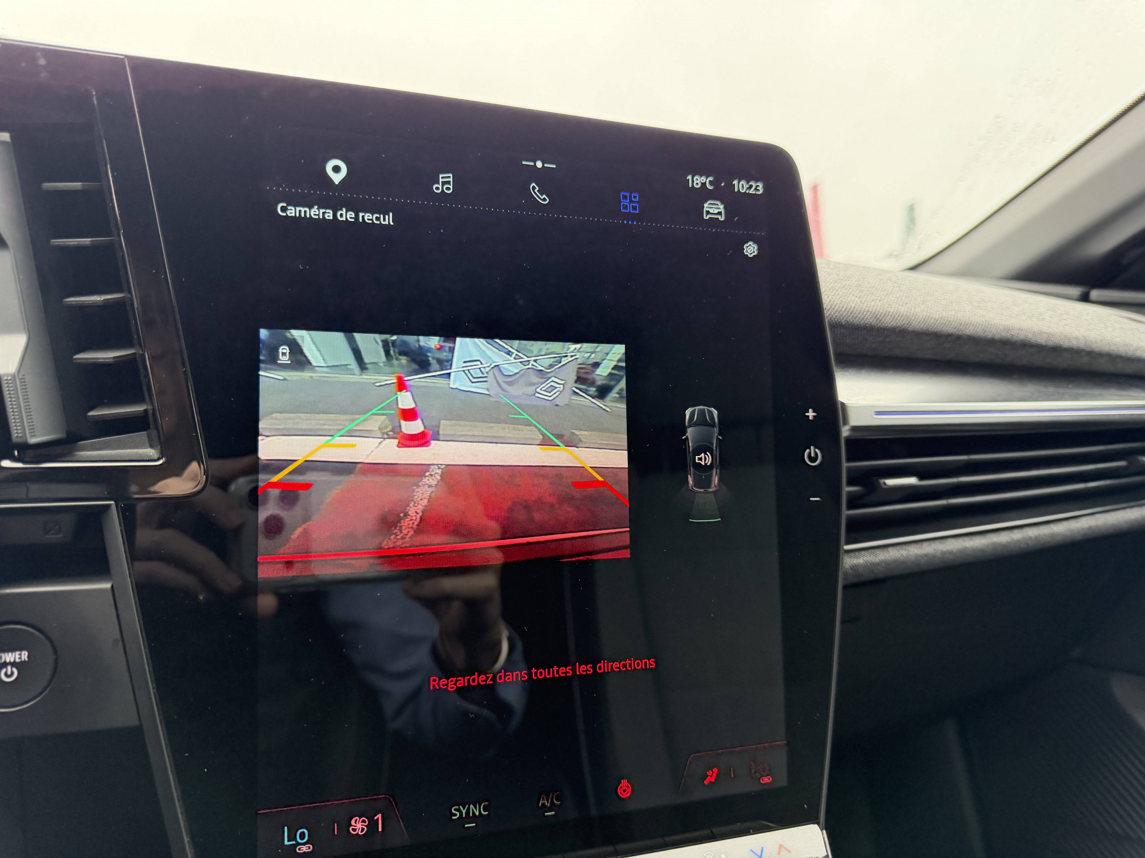 Vente en ligne Renault Megane E-Tech  EV60 220 ch super charge au prix de 26 990 €