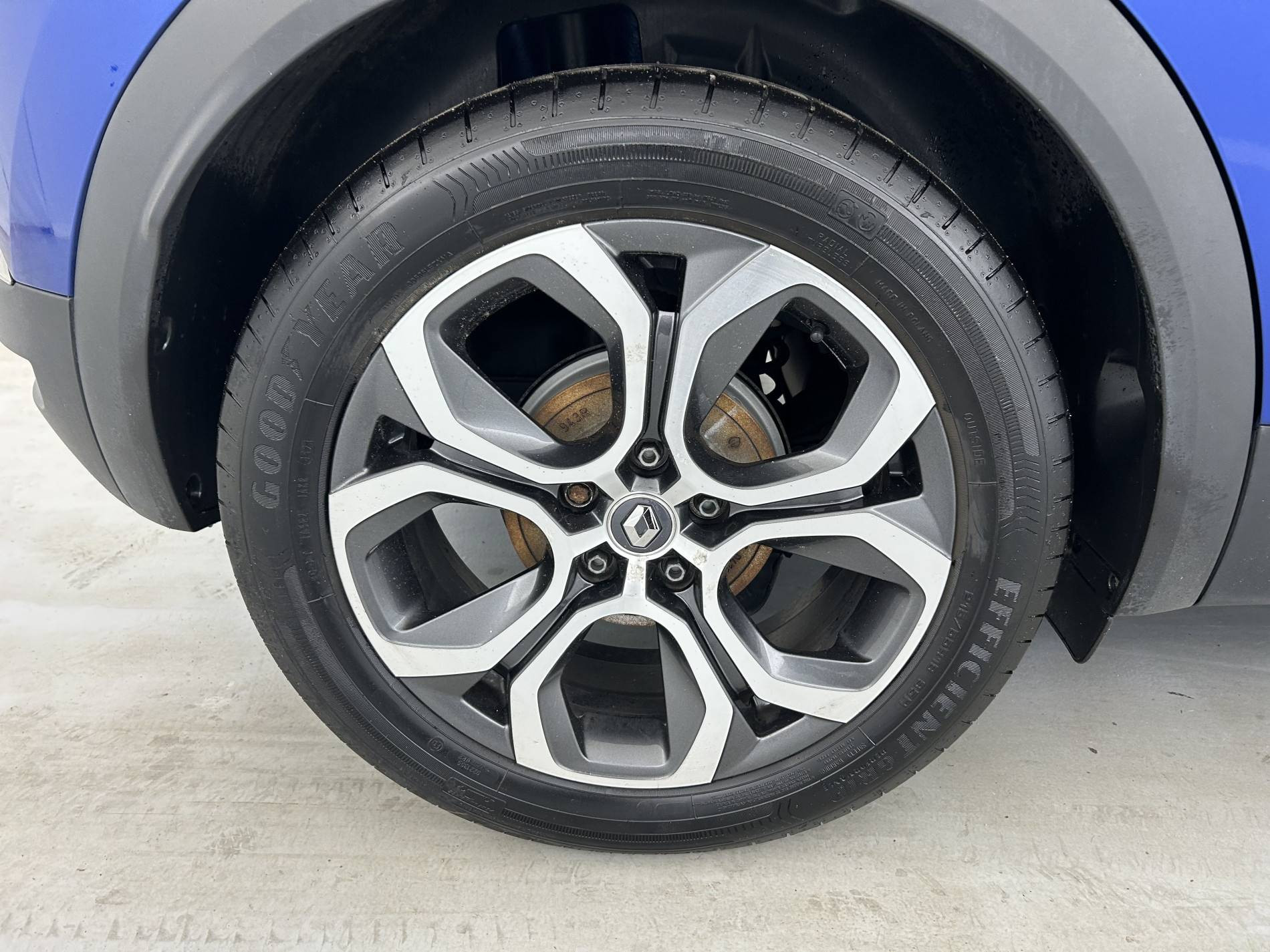 Vente en ligne Renault Captur  Blue dCi 115 EDC au prix de 15 970 €