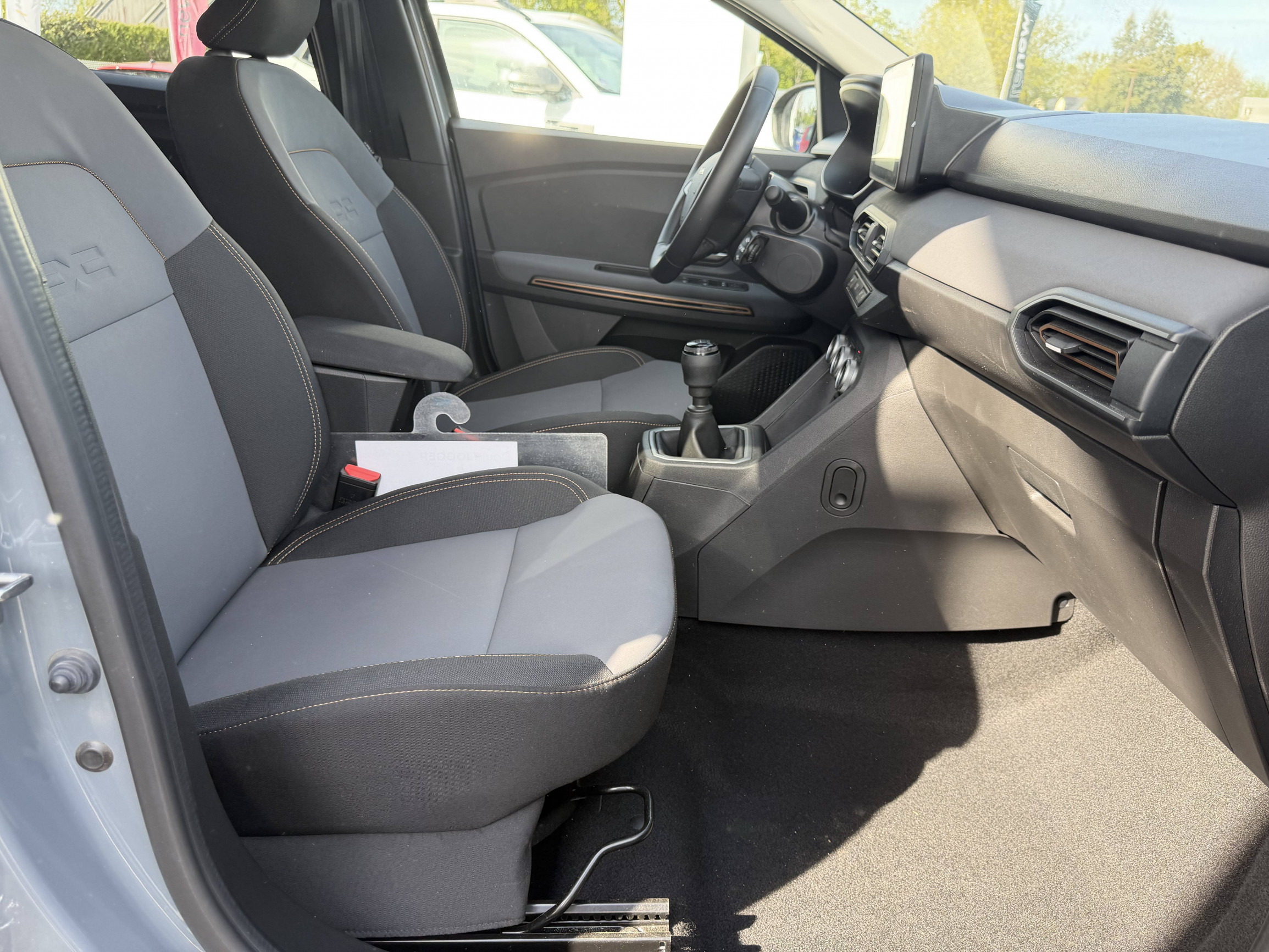 Vente en ligne Dacia Jogger  ECO-G 100 7 places GSR2 au prix de 21 290 €