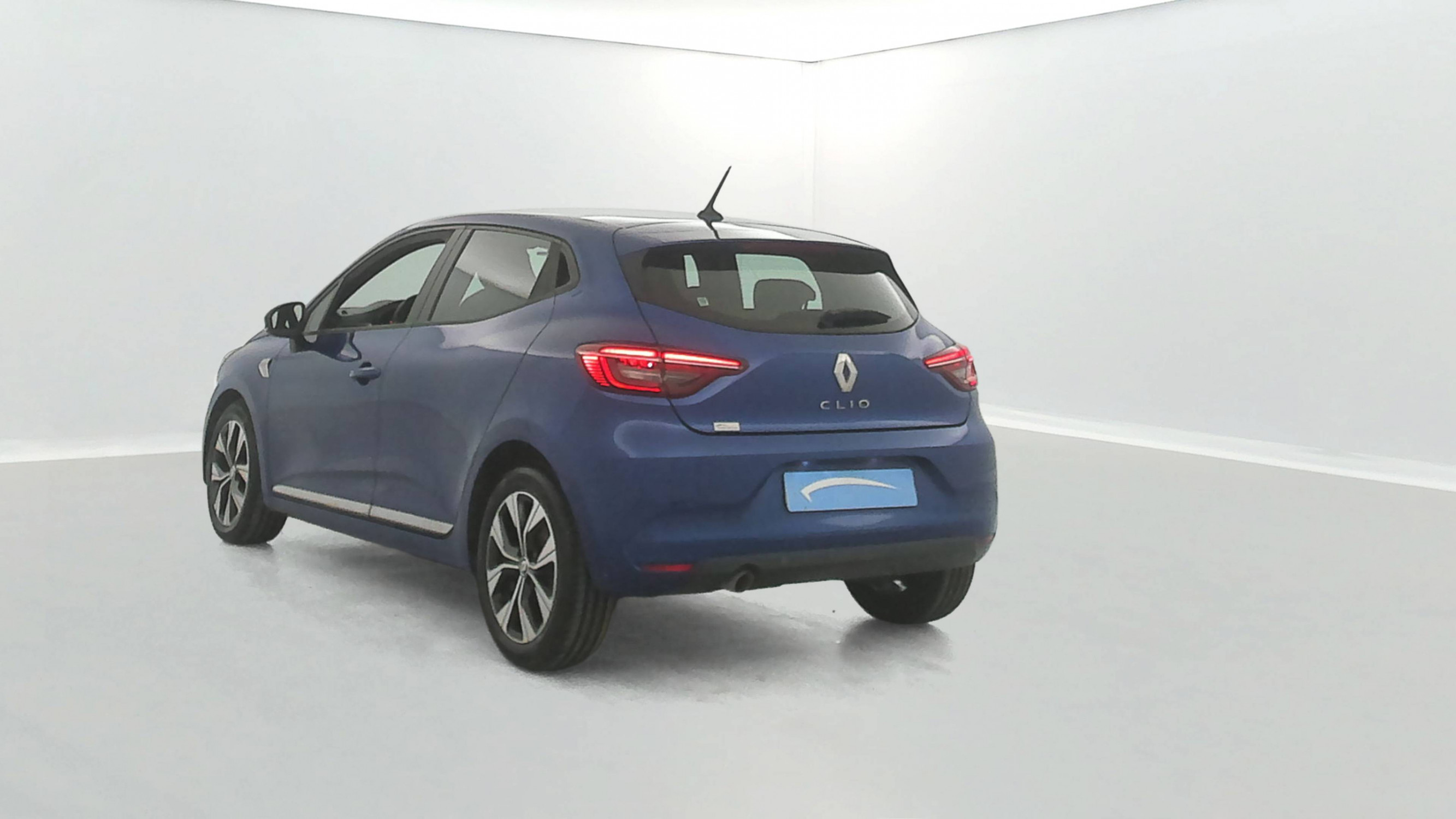 Vente en ligne Renault Clio 5 Clio TCe 90 - 21N au prix de 13 990 €