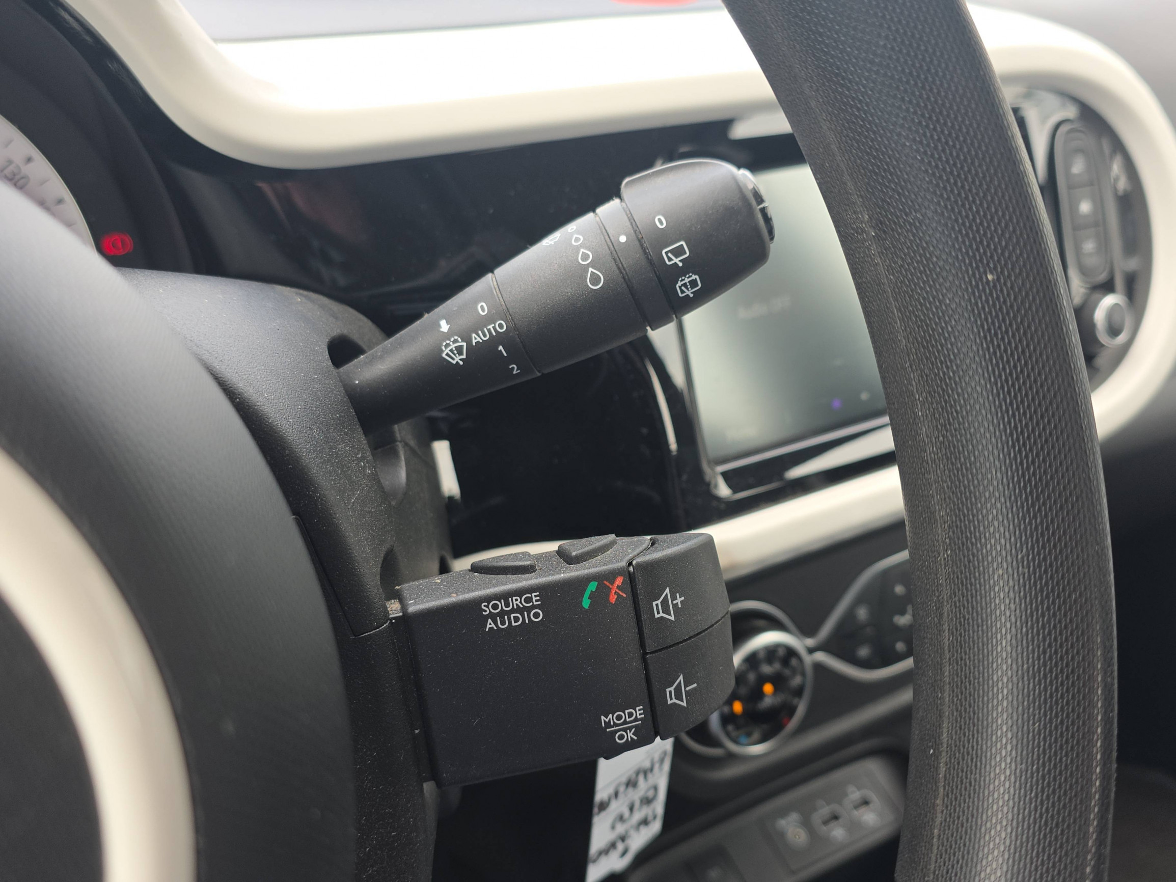 Vente en ligne Renault Twingo Electrique Twingo III E-Tech au prix de 11 990 €