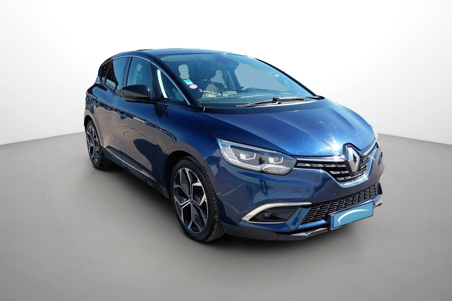 Vente en ligne Renault Scenic 4 Scenic TCe 140 FAP - 21 au prix de 17 990 €