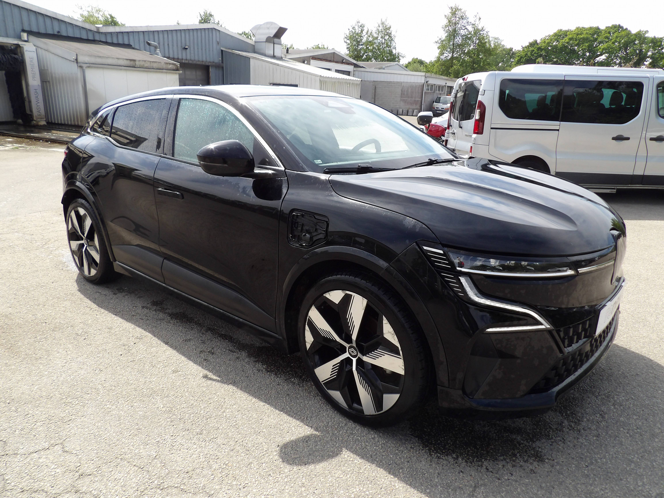 Vente en ligne Renault Megane E-Tech  EV60 220 ch super charge au prix de 22 999 €