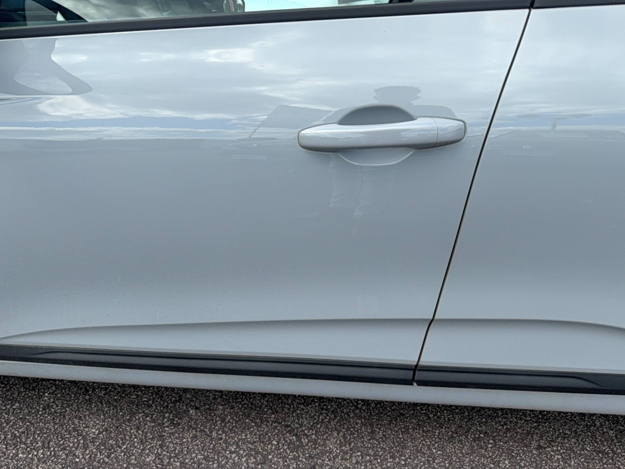 Vente en ligne Renault Clio 5 Clio Blue dCi 100 ch GSR2 au prix de 16 490 €