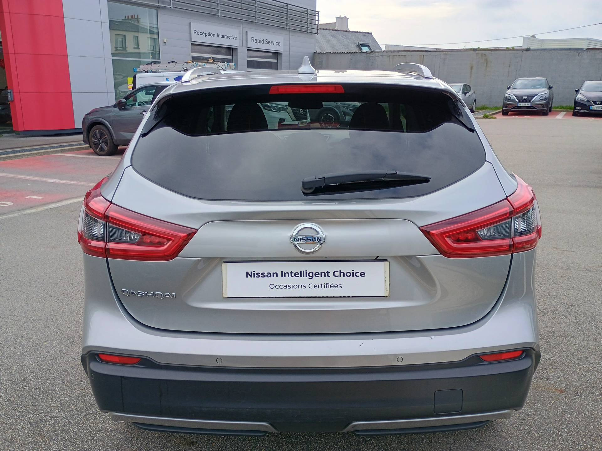 Vente en ligne Nissan Qashqai Qashqai 1.3 DIG-T 160 DCT au prix de 17 990 €