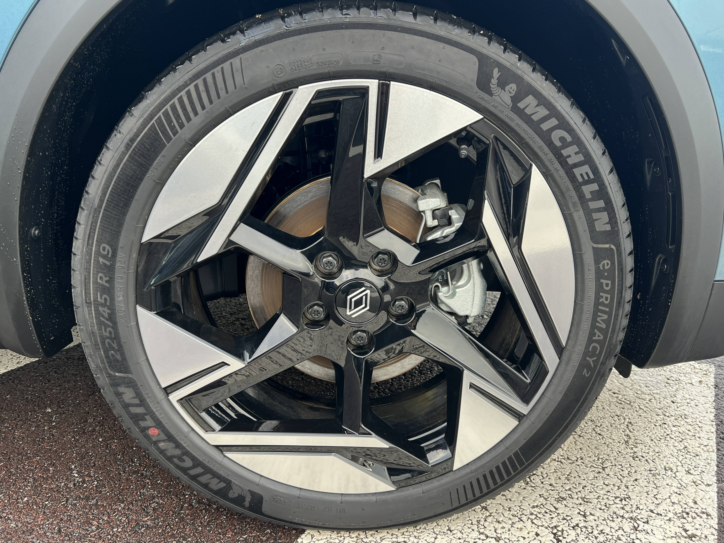 Vente en ligne Renault Symbioz  E-Tech full hybrid 145 au prix de 35 490 €