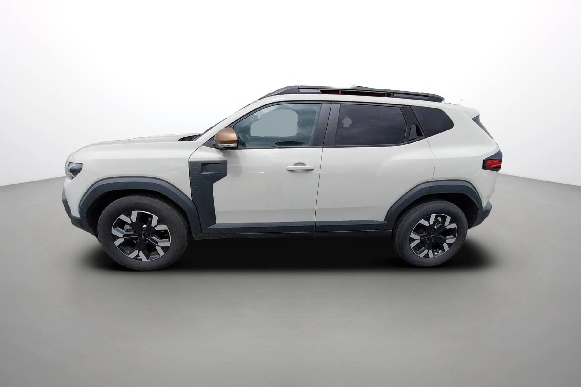 Vente en ligne Dacia Duster  Hybrid 140 au prix de 26 480 €