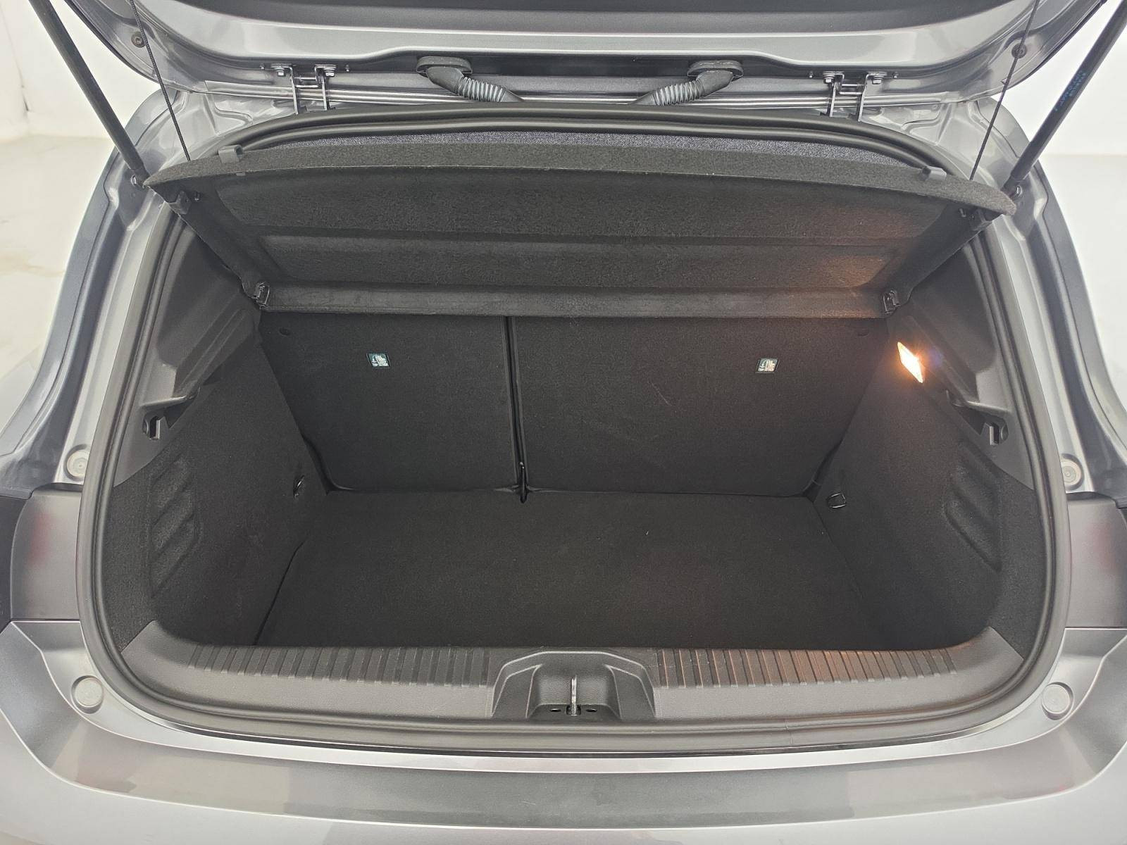 Vente en ligne Renault Clio 5 Clio E-Tech full hybrid 145 au prix de 18 890 €