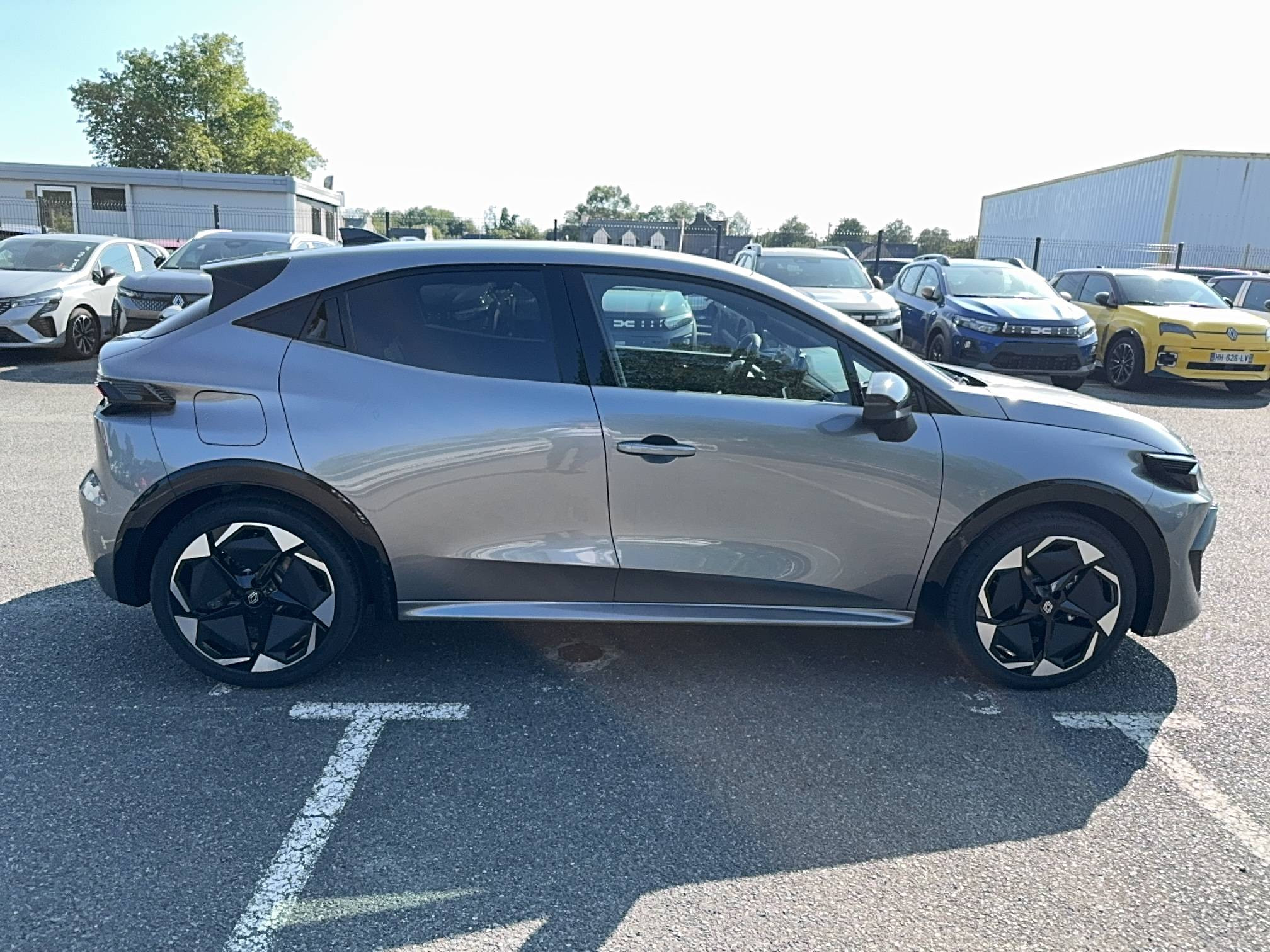 Vente en ligne Renault Clio 6 Clio TCe 115 ch au prix de 25 200 €