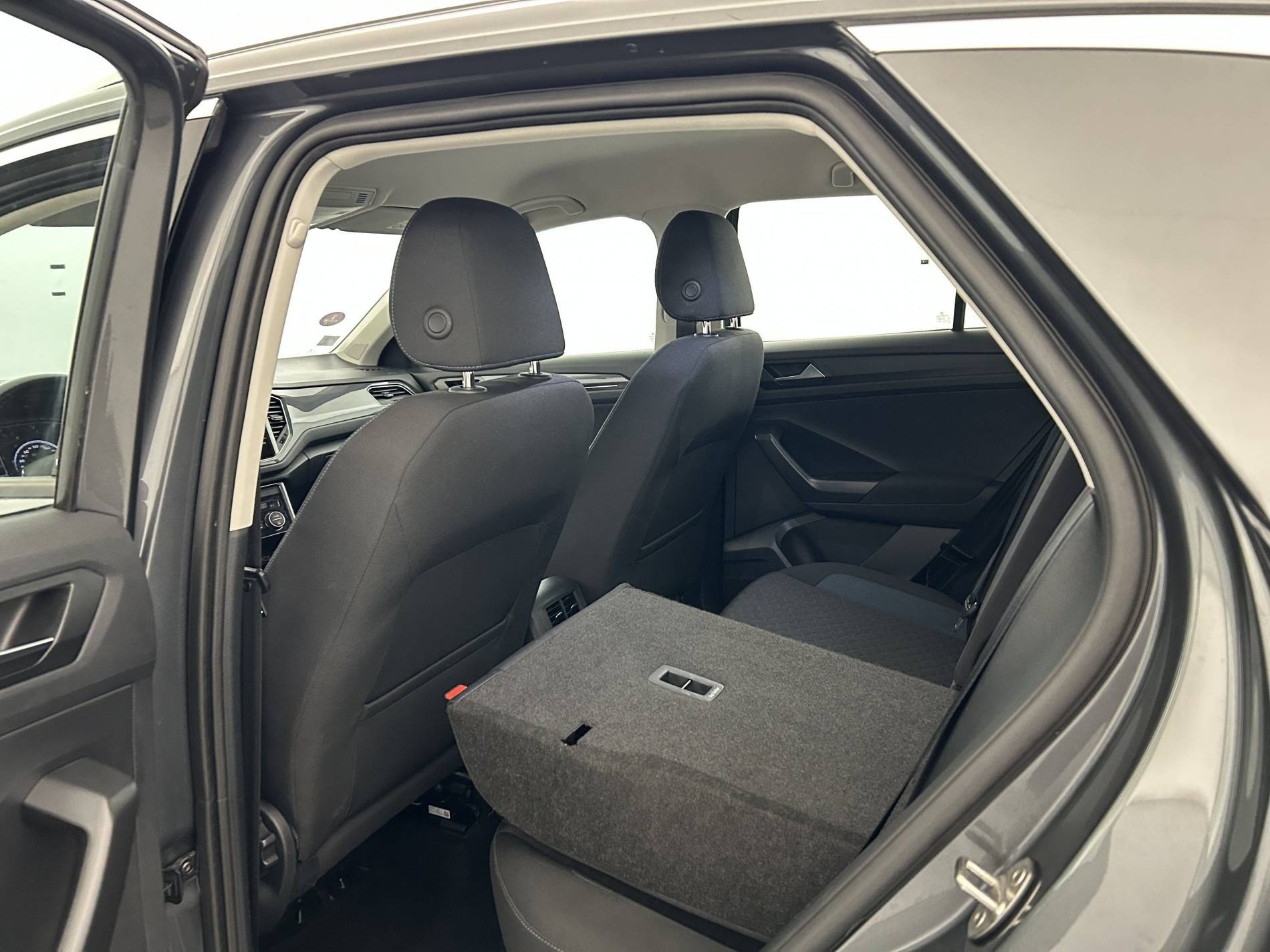 Vente en ligne Volkswagen T-Roc  1.0 TSI 115 Start/Stop BVM6 au prix de 17 990 €