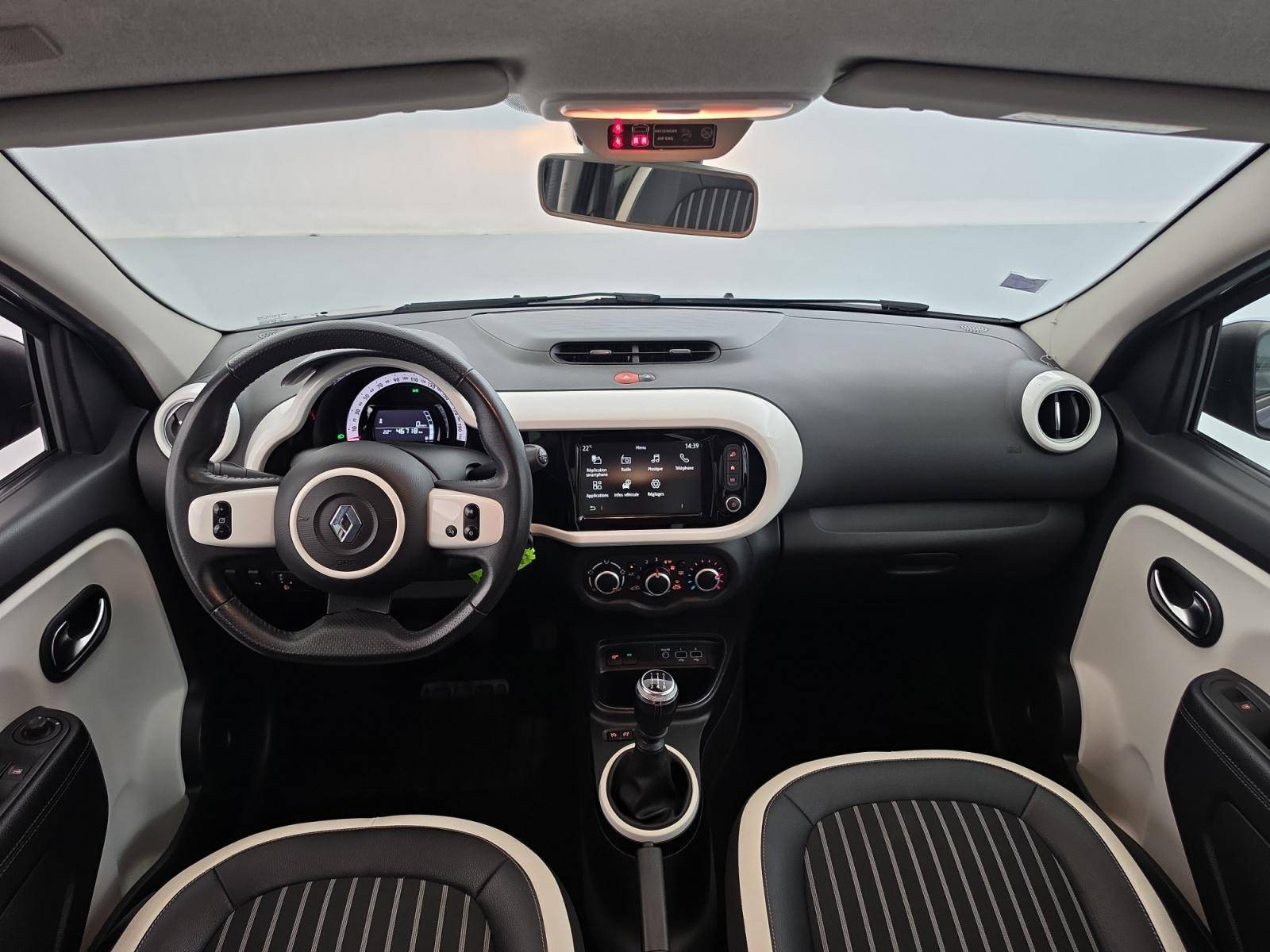 Vente en ligne Renault Twingo 3  TCe 95 au prix de 11 990 €