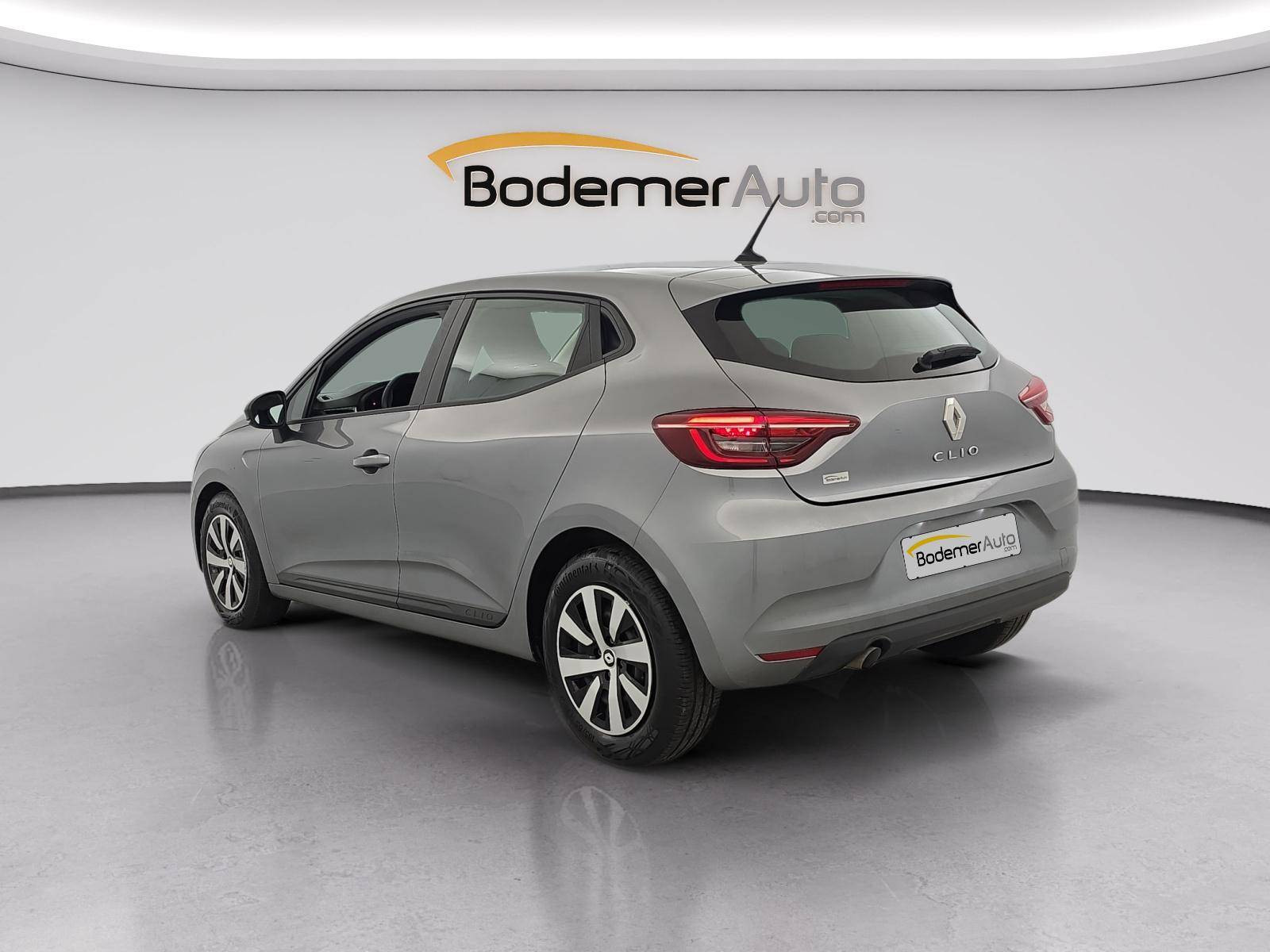 Vente en ligne Renault Clio 5 Clio TCe 90 au prix de 14 290 €