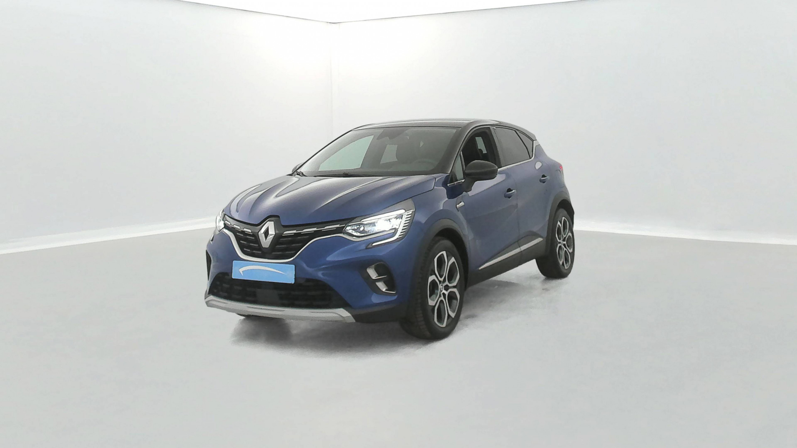 Renault Captur  E-Tech hybride rechargeable 160 occasion de 2023 en vente à Lorient