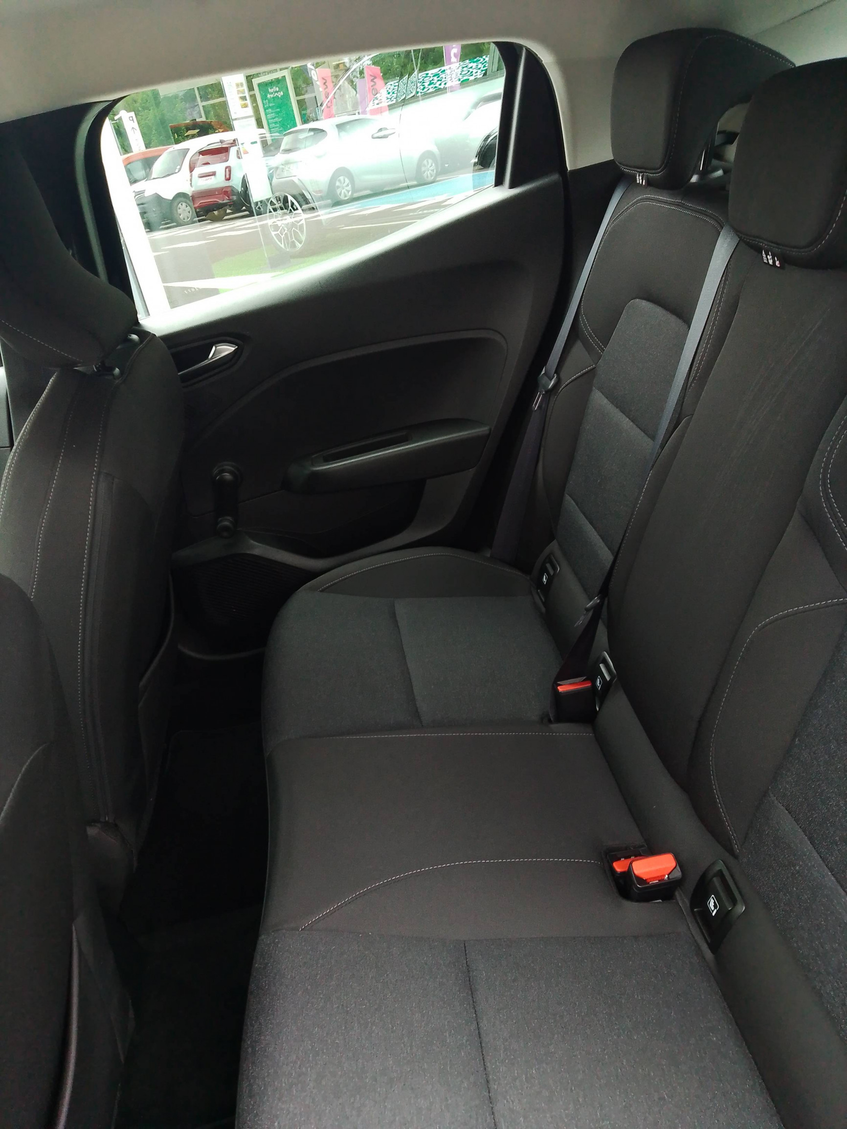 Vente en ligne Renault Clio 5 Clio TCe 90 au prix de 13 490 €