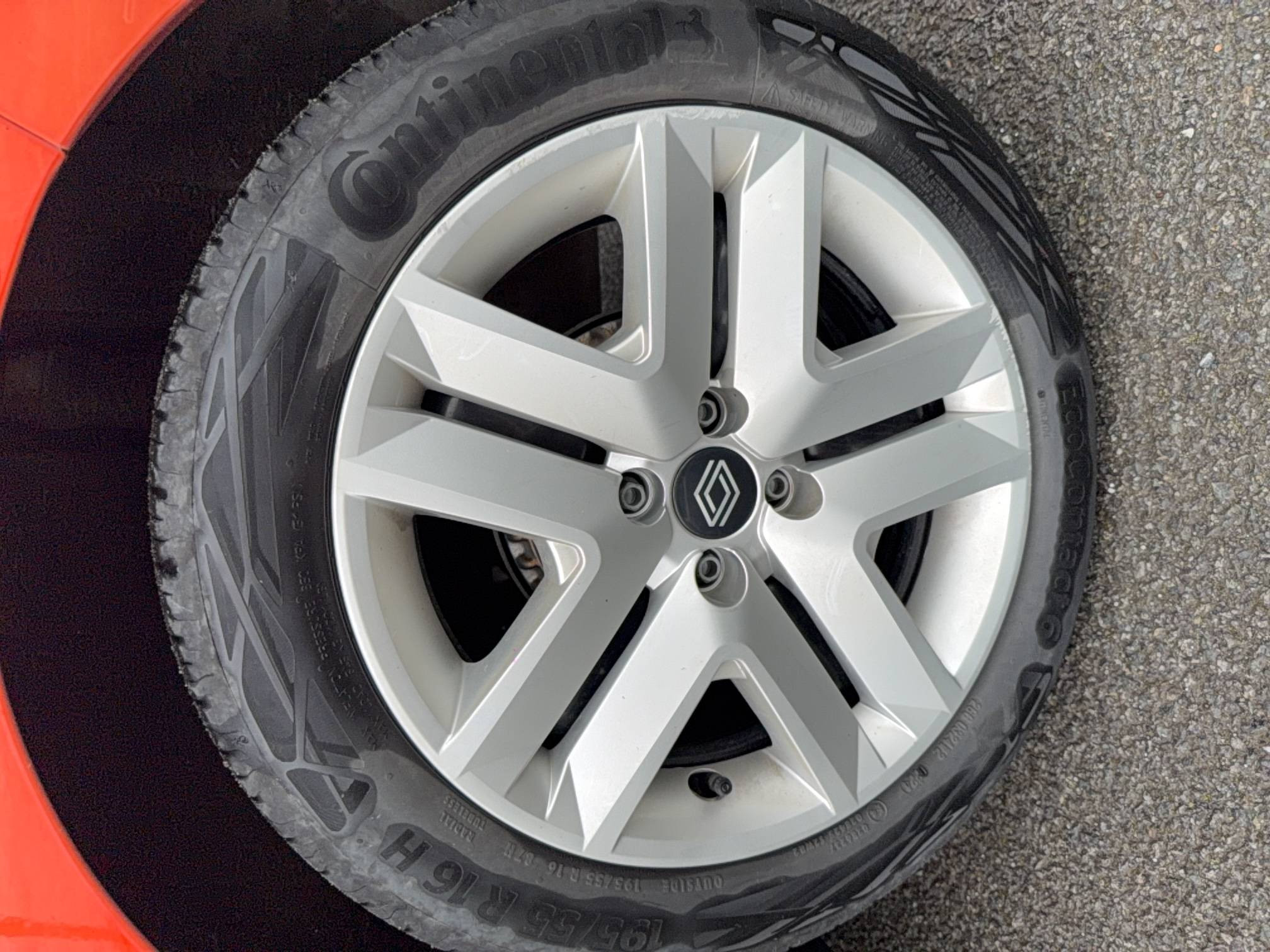 Vente en ligne Renault Clio 5 Clio TCe 100 GPL au prix de 14 490 €