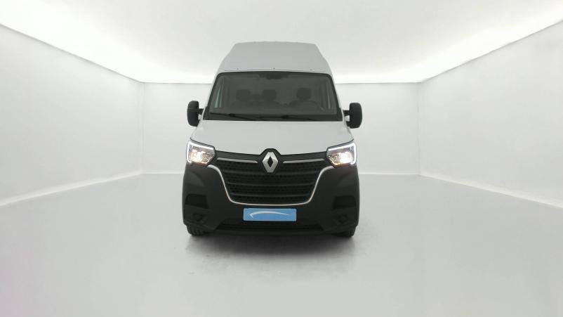 Vente en ligne Renault Master Fourgon MASTER FGN TRAC F3500 L3H3 BLUE DCI 135 au prix de 27 990 €