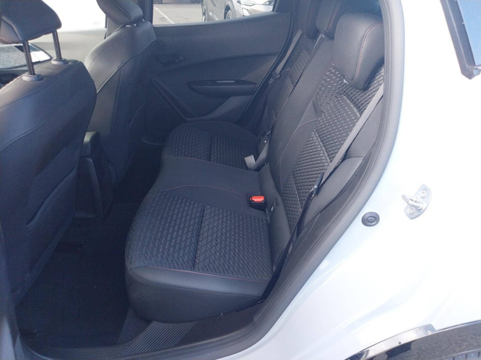 Vente en ligne Renault Clio 6 Clio E-Tech full hybrid 160 ch au prix de 26 490 €