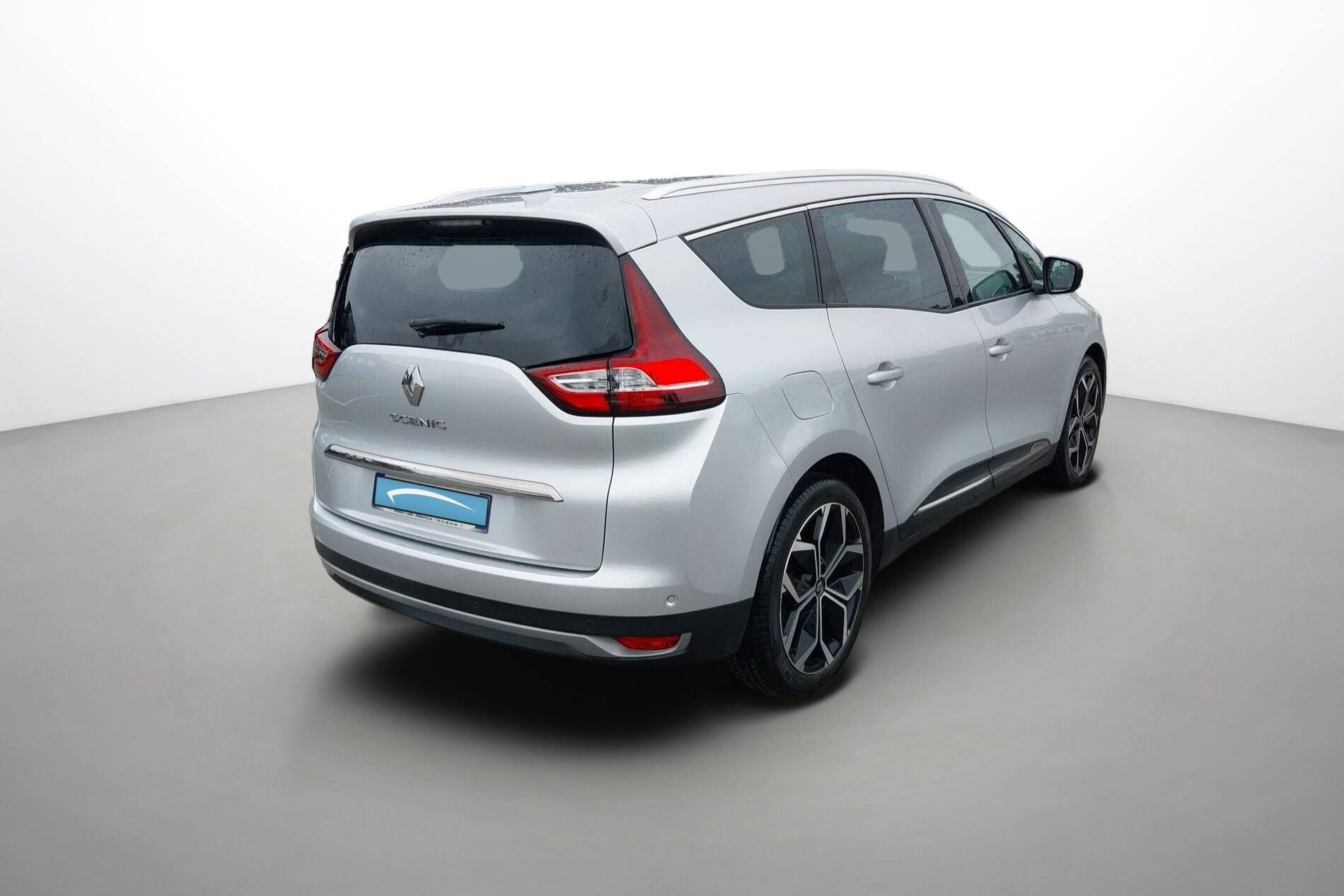 Vente en ligne Renault Grand Scenic 4 Grand Scenic TCe 140 EDC au prix de 21 890 €