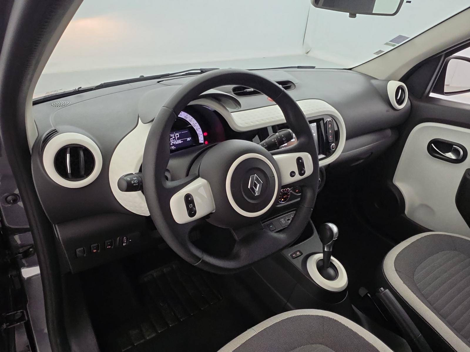 Vente en ligne Renault Twingo Electrique Twingo III E-Tech au prix de 12 990 €