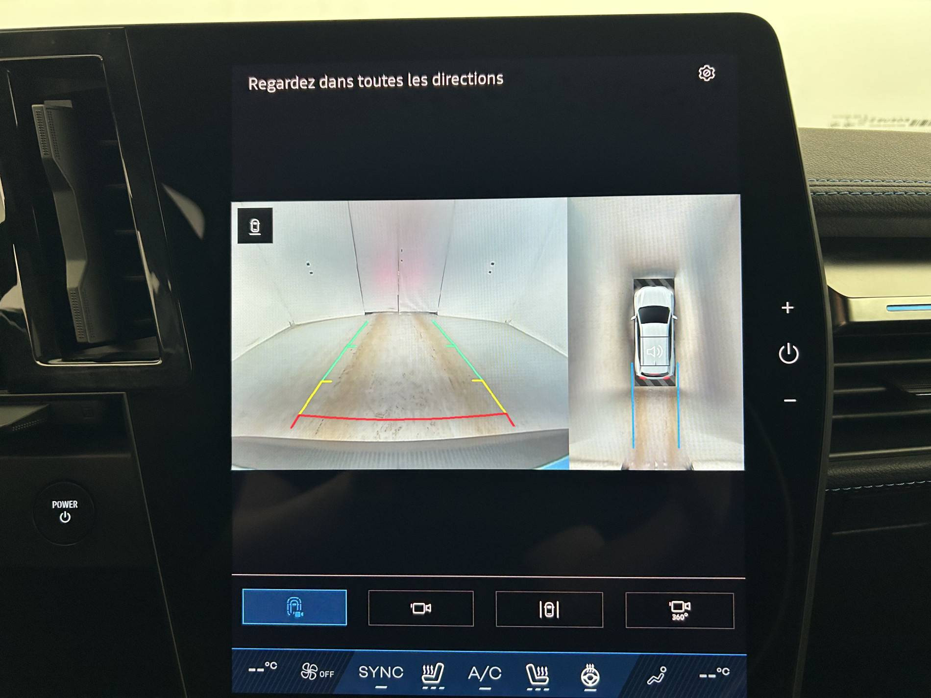 Vente en ligne Renault Scenic E-Tech Scenic E-Tech électrique 220 ch grande autonomie au prix de 42 990 €