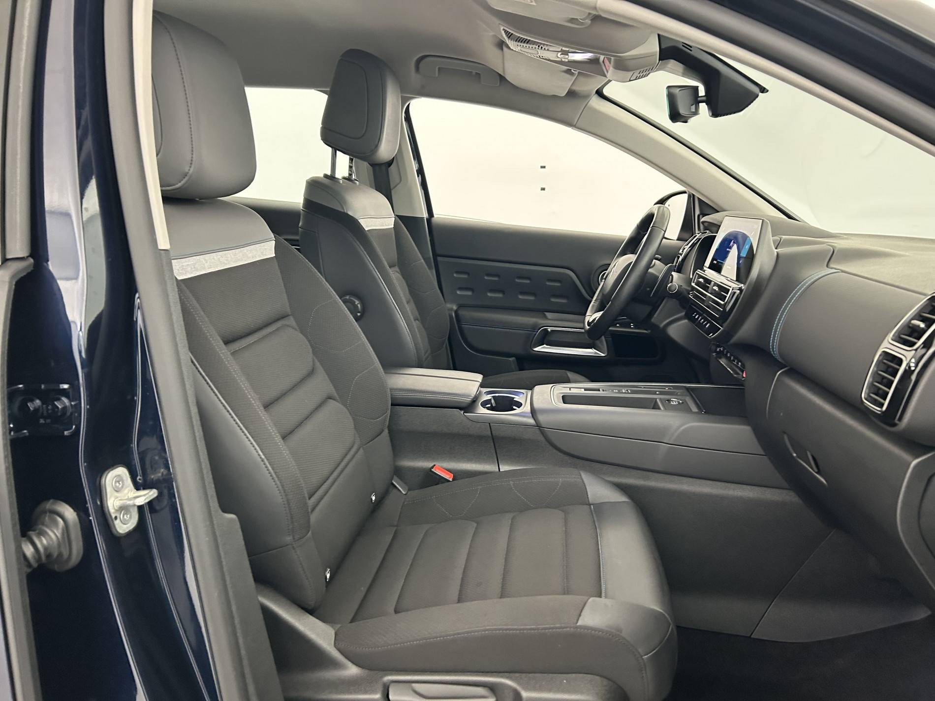 Vente en ligne Citroën C5 Aircross  Hybride Rechargeable 225 S&S e-EAT8 au prix de 20 990 €
