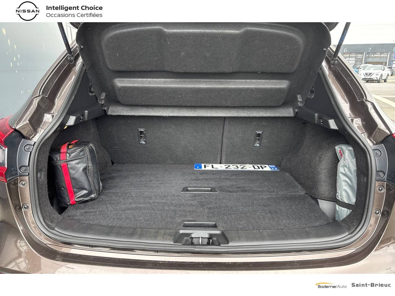 Vente en ligne Nissan Qashqai Qashqai 1.3 DIG-T 140 au prix de 16 990 €