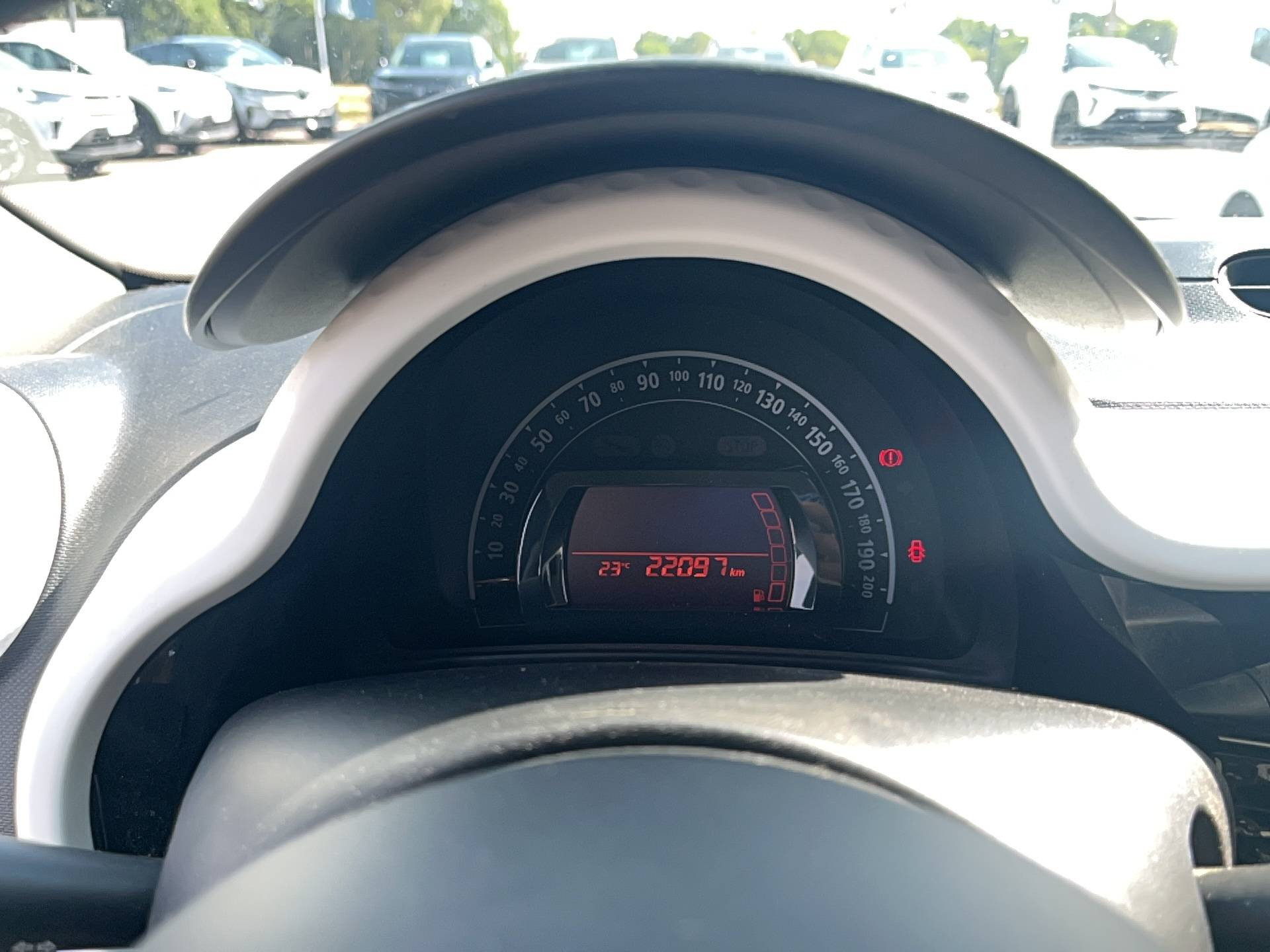 Vente en ligne Renault Twingo 3  SCe 65 au prix de 12 491 €