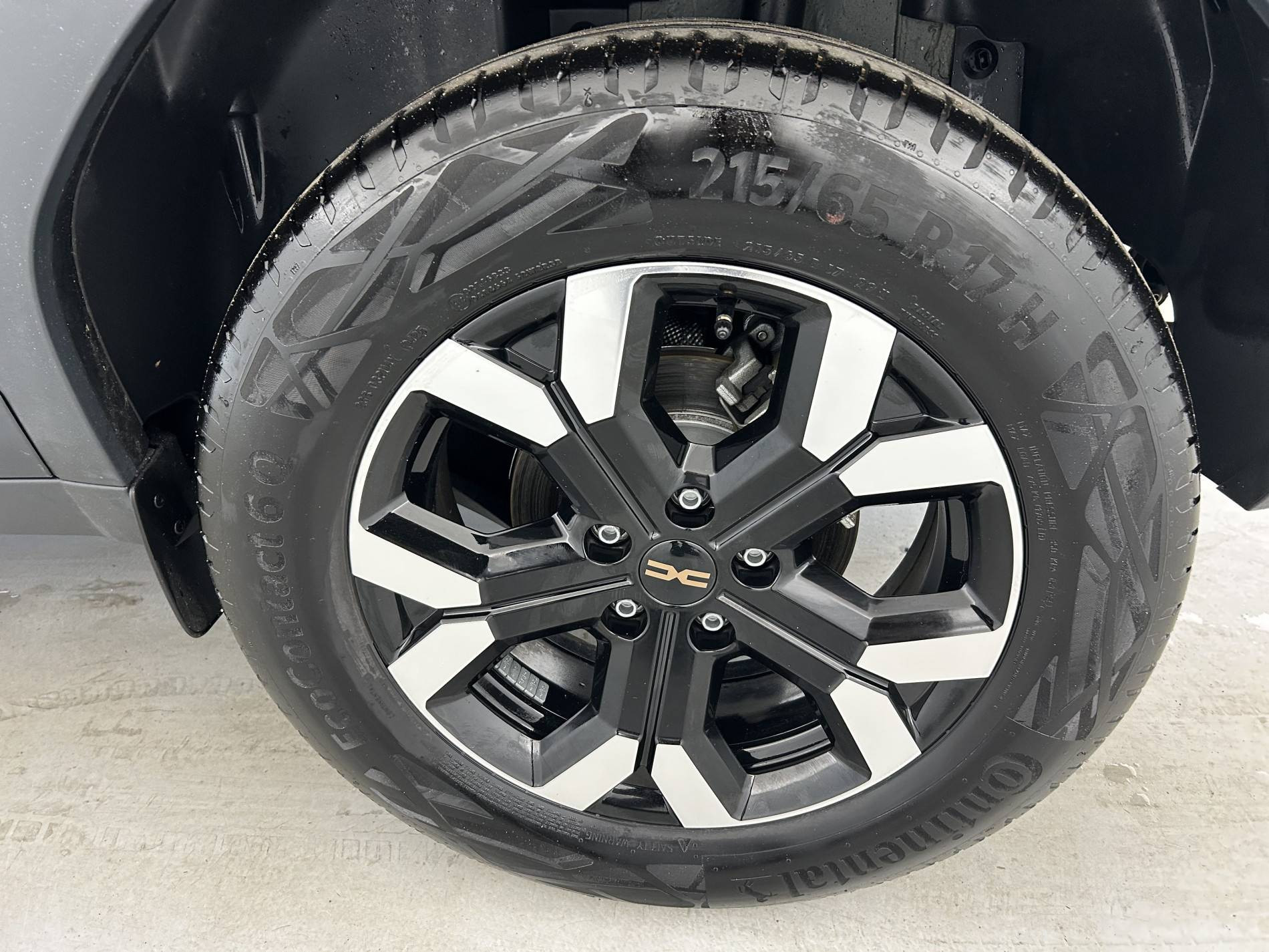 Vente en ligne Dacia Duster  Hybrid 140 au prix de 25 990 €