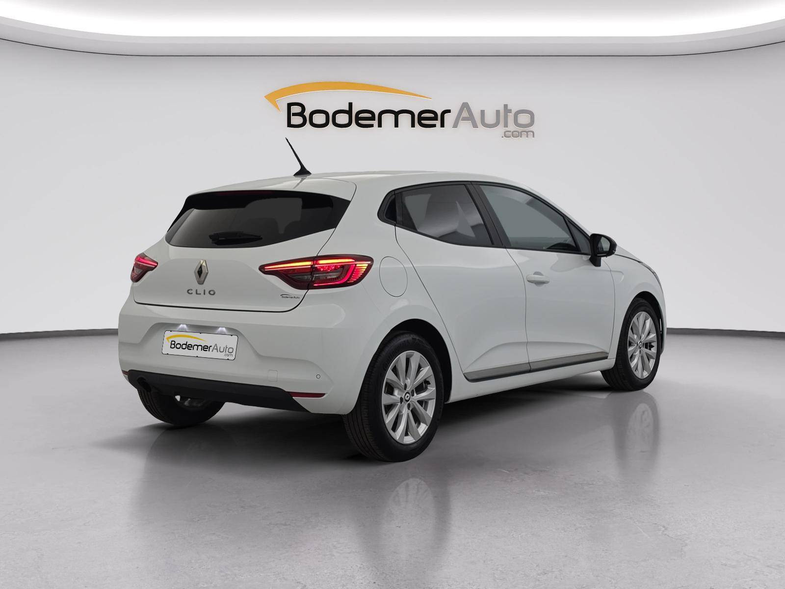 Vente en ligne Renault Clio 5 Clio Blue dCi 100 au prix de 14 890 €