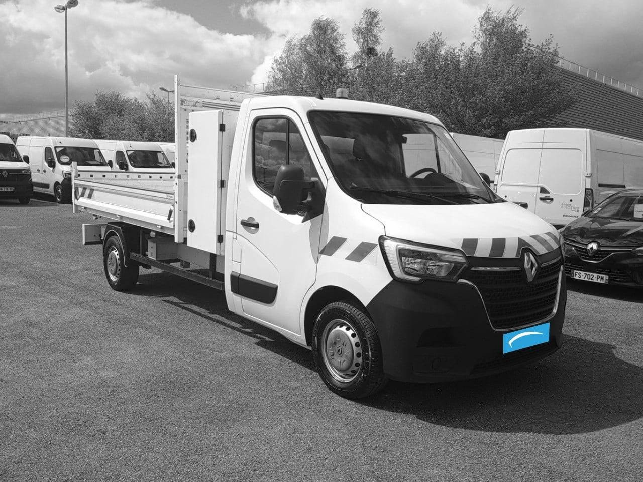 Vente en ligne Renault Master 3 Châssis Cabine MASTER CC TRAC F3500 L3 BLUE DCI 145 EURO VI au prix de 29 990 €