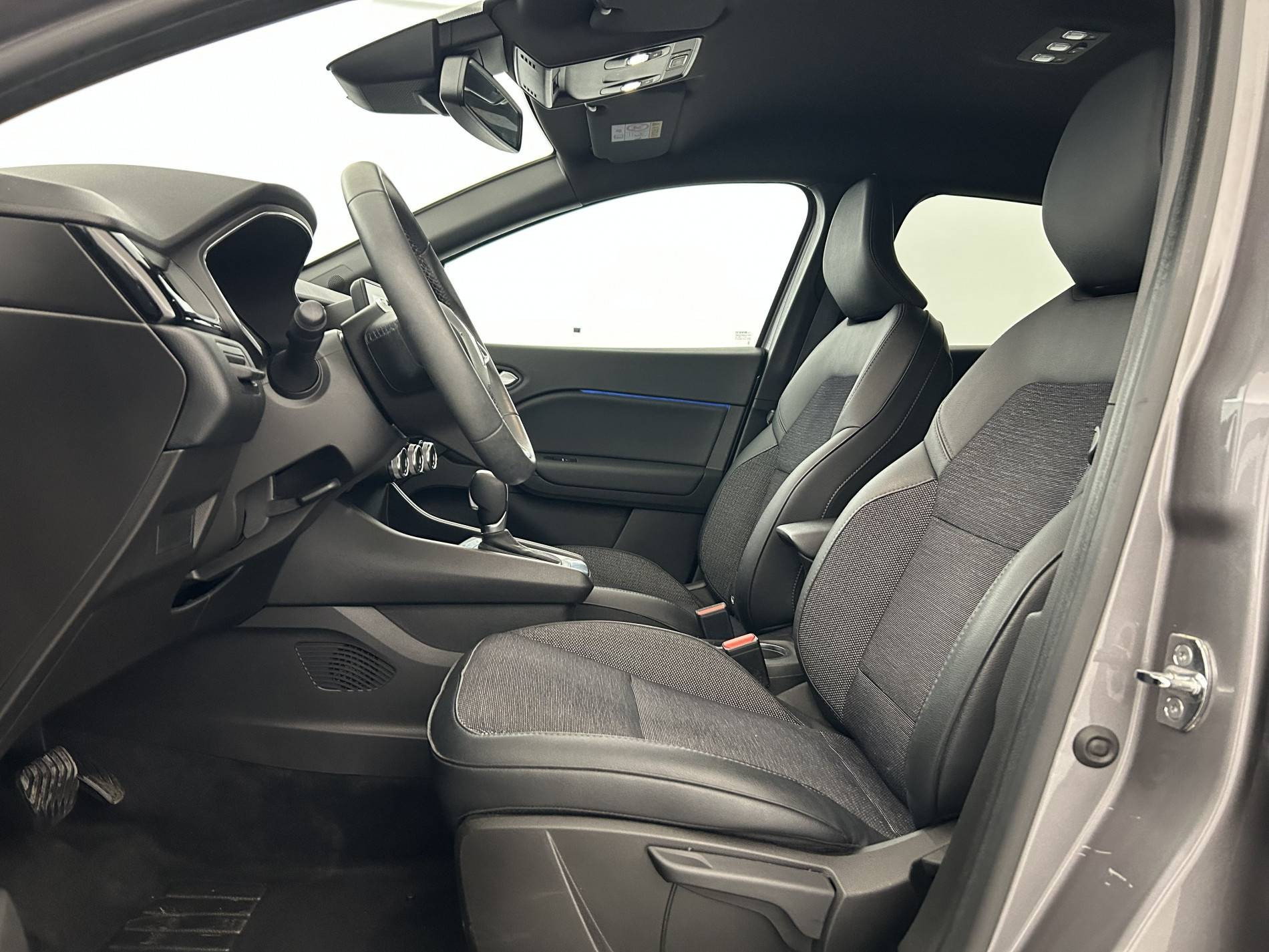 Vente en ligne Renault Captur  E-Tech 145 au prix de 17 990 €