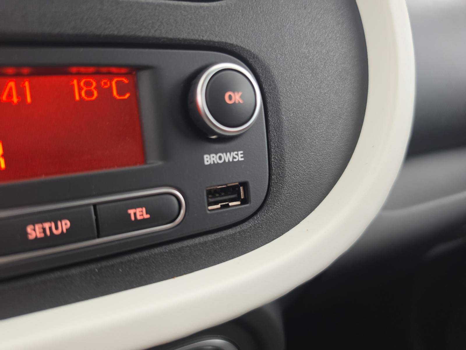 Vente en ligne Renault Twingo Electrique Twingo III E-Tech au prix de 11 990 €