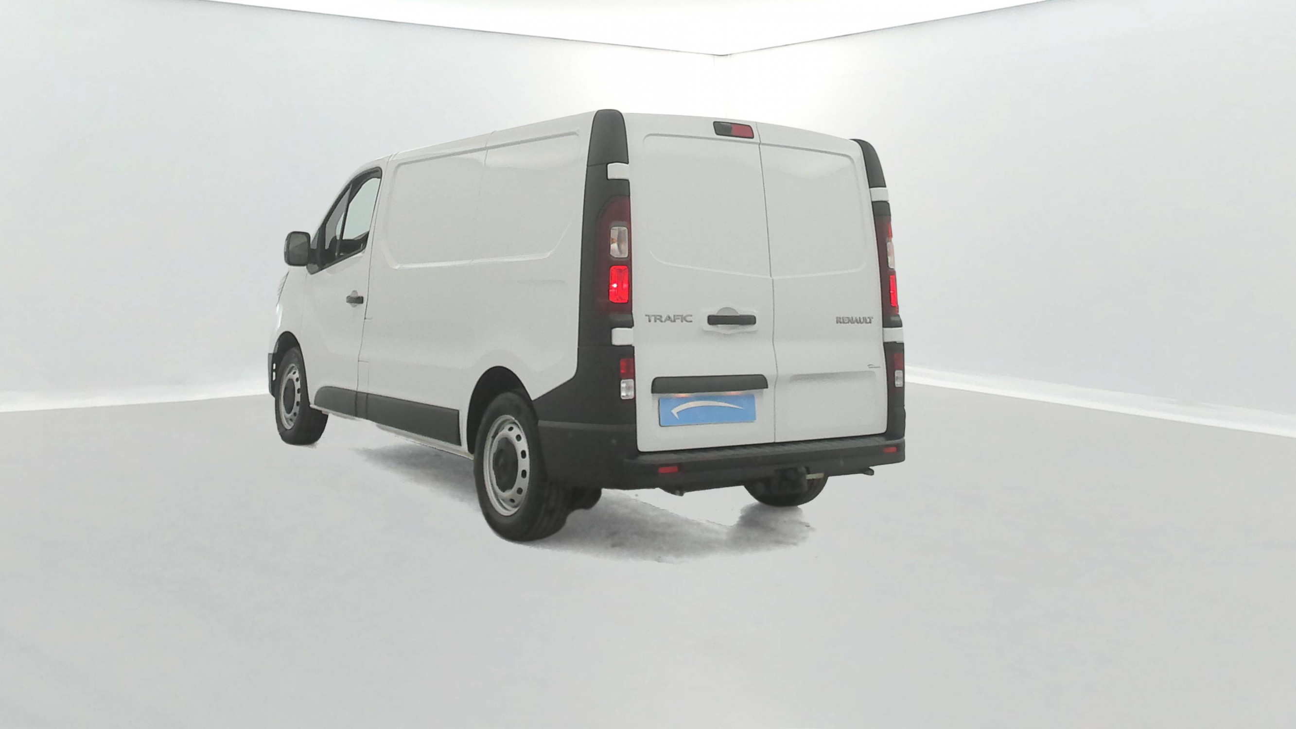 Vente en ligne Renault Trafic 3 Fourgon TRAFIC FGN L1H1 1200 KG DCI 120 au prix de 18 790 €