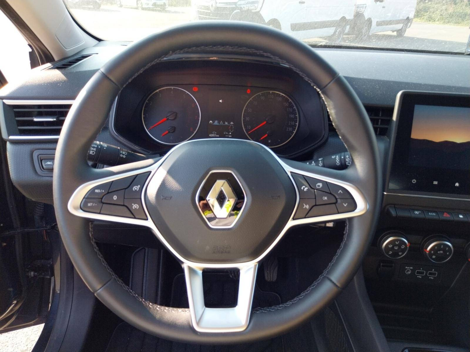 Vente en ligne Renault Clio 5 Clio TCe 90 - 21N au prix de 13 000 €