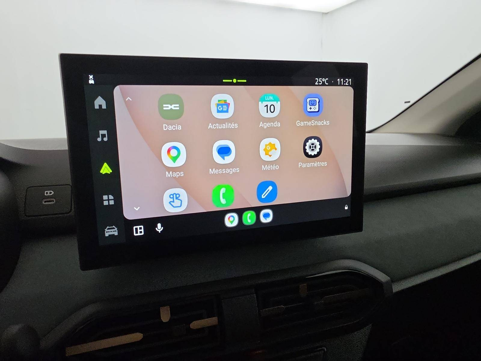 Vente en ligne Dacia Sandero Sandero ECO-G 120 au prix de 18 790 €