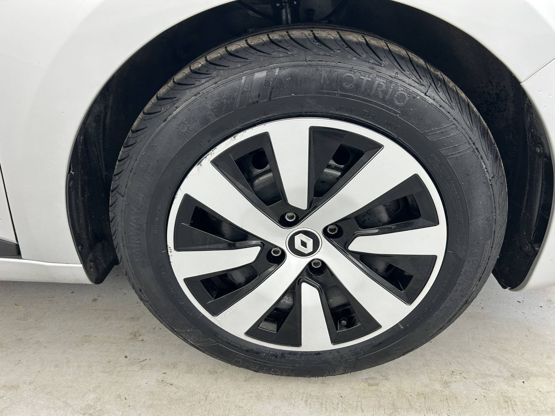 Vente en ligne Renault Clio 5 Clio TCe 90 au prix de 13 990 €