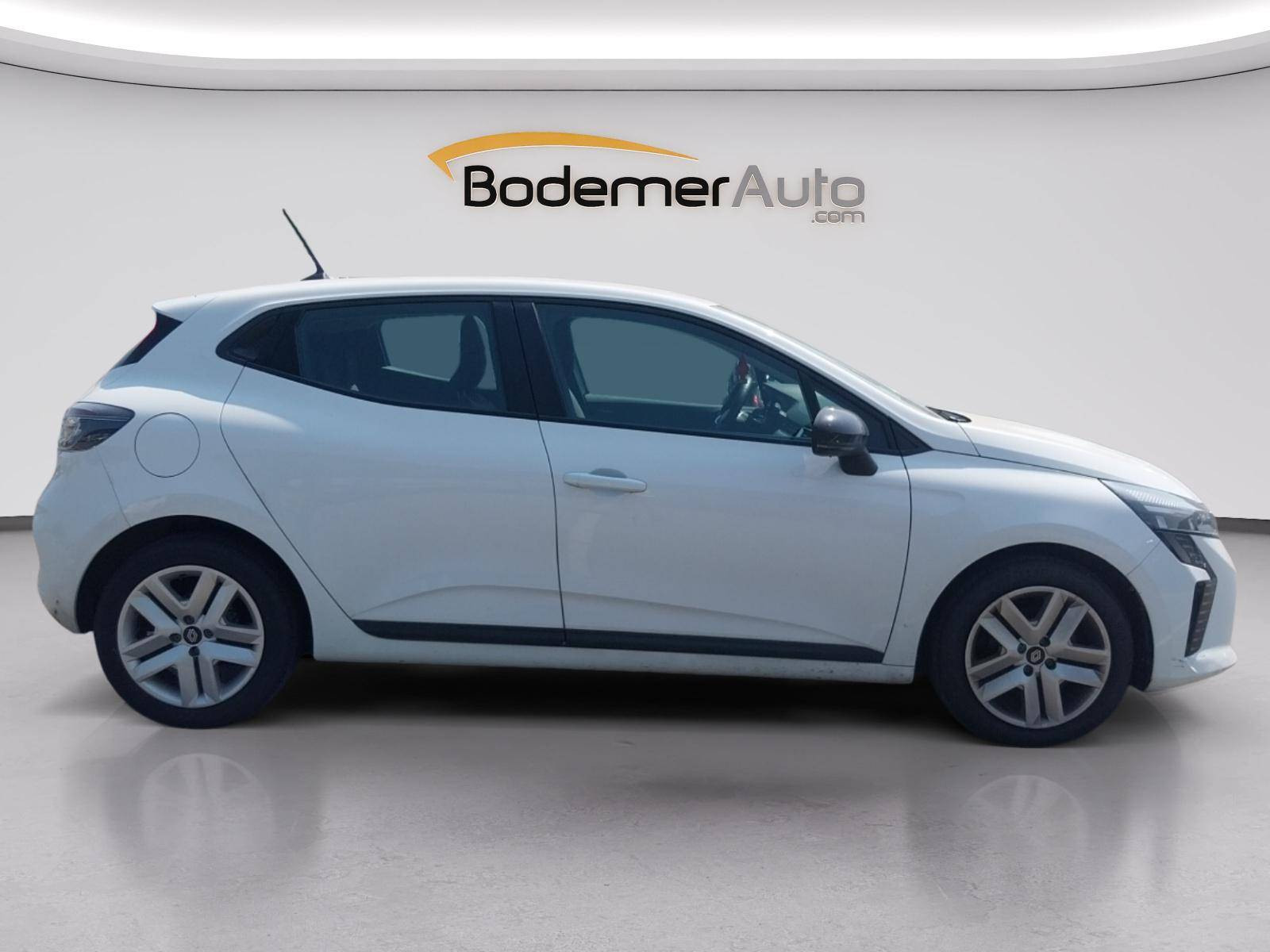 Vente en ligne Renault Clio 5 Clio SCe 65 au prix de 12 990 €