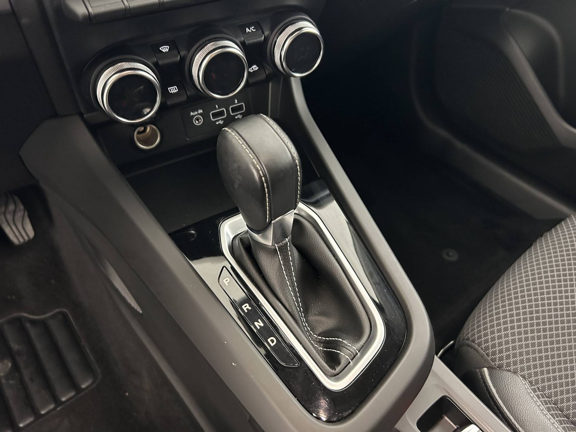 Vente en ligne Renault Arkana  TCe 140 EDC FAP - 21B au prix de 18 490 €