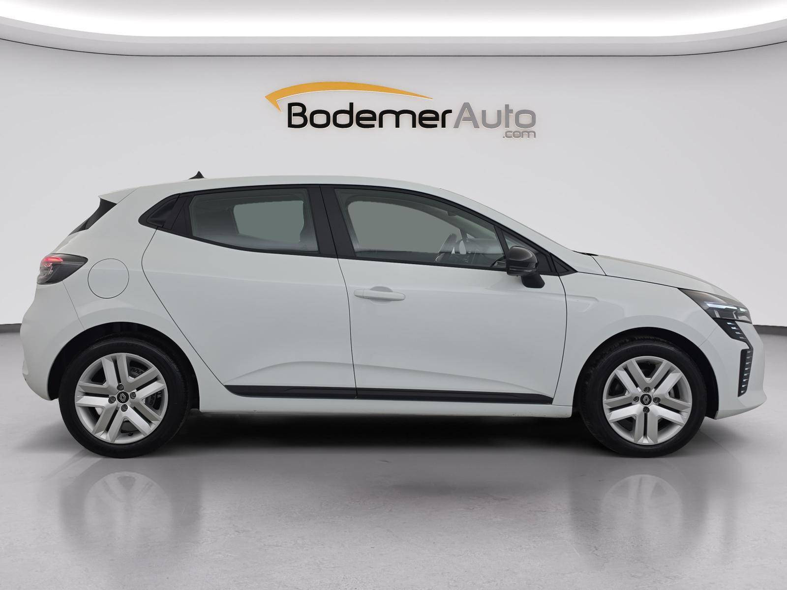 Vente en ligne Renault Clio 5 Clio Blue dCi 100 ch GSR2 au prix de 17 990 €