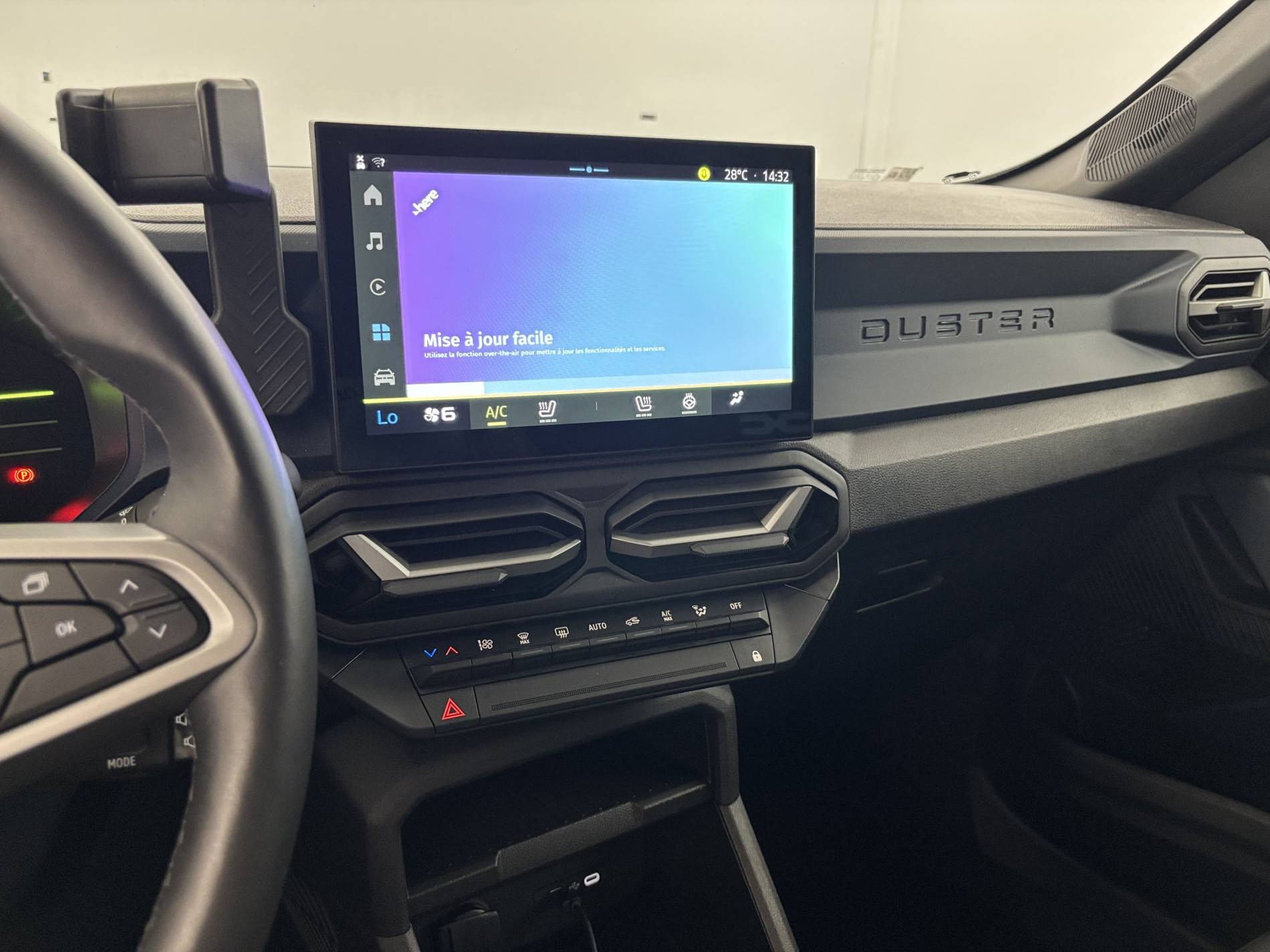 Vente en ligne Dacia Duster  Hybrid 140 au prix de 25 990 €