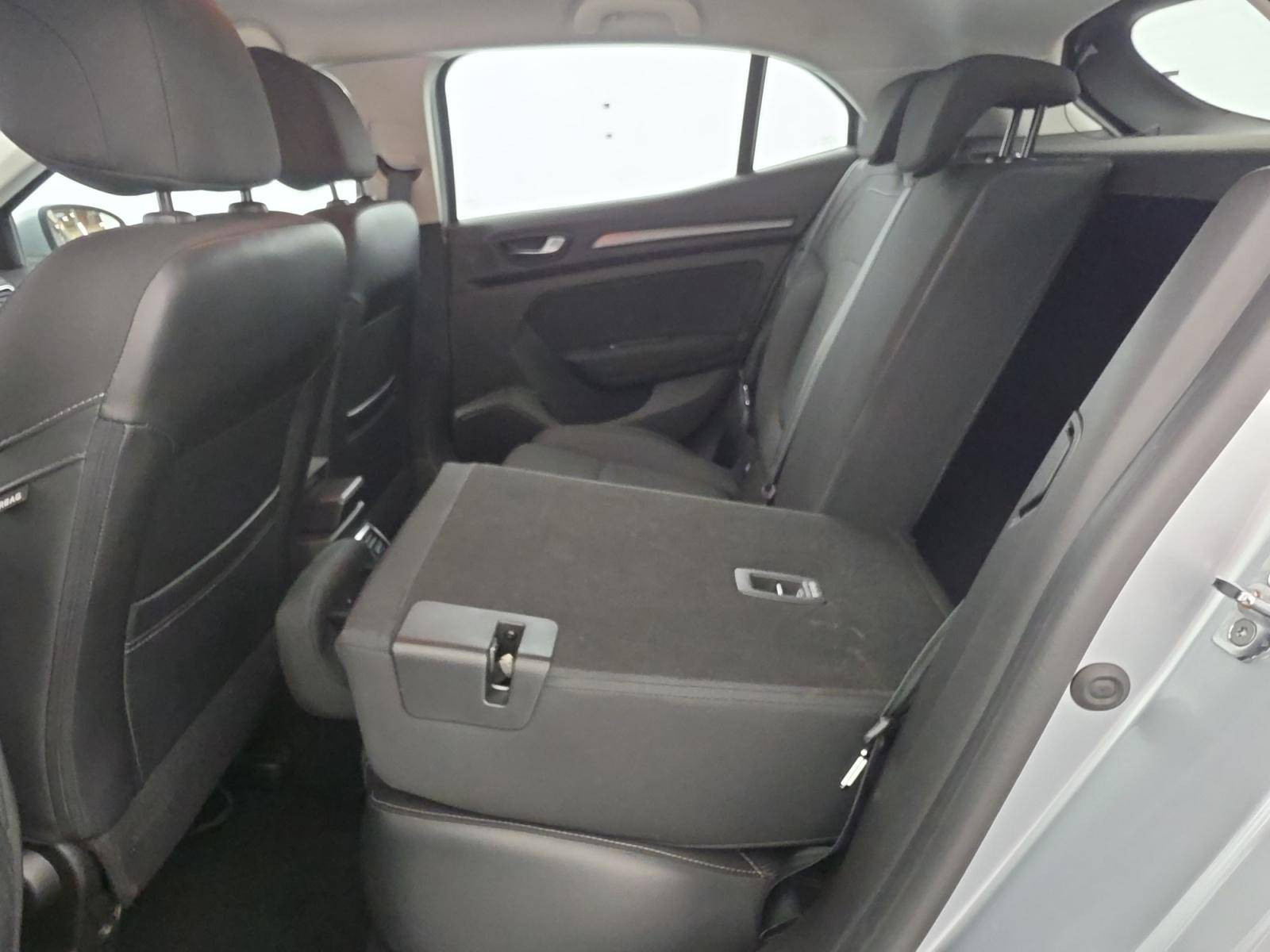 Vente en ligne Renault Megane 4  TCe 140 au prix de 15 490 €