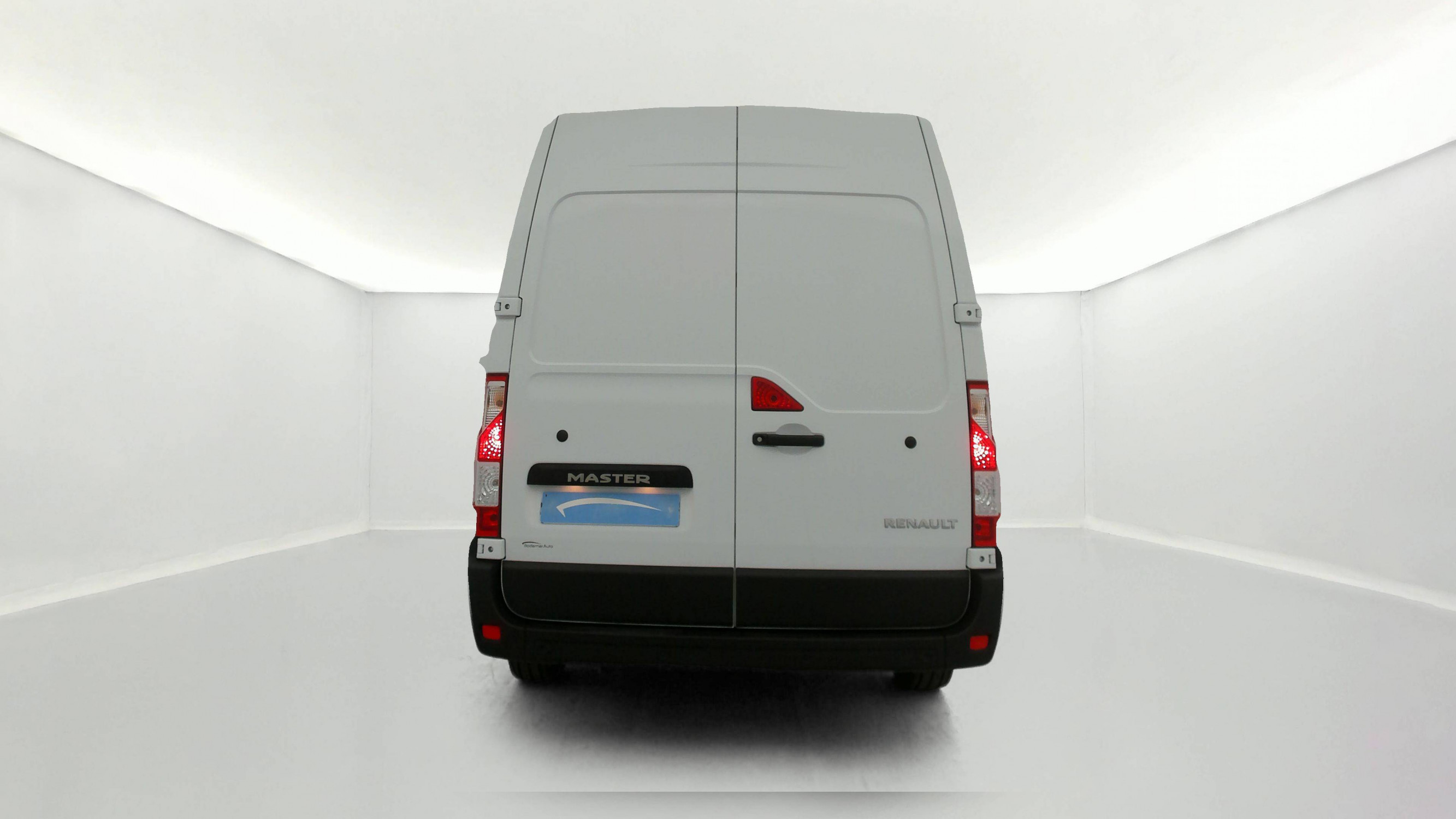 Vente en ligne Renault Master Fourgon MASTER FGN TRAC F3500 L2H2 BLUE DCI 135 au prix de 26 280 €