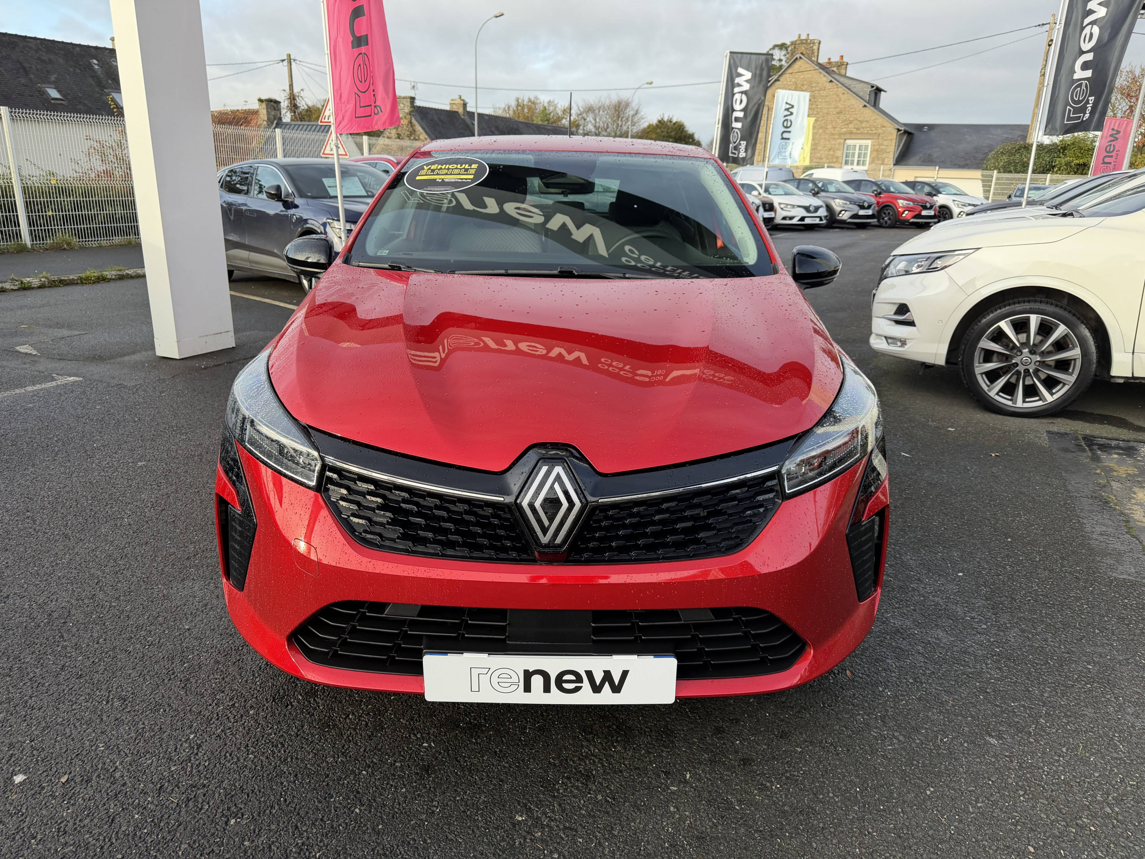 Vente en ligne Renault Clio 5 Clio E-Tech full hybrid 145 ch GSR2 au prix de 20 290 €