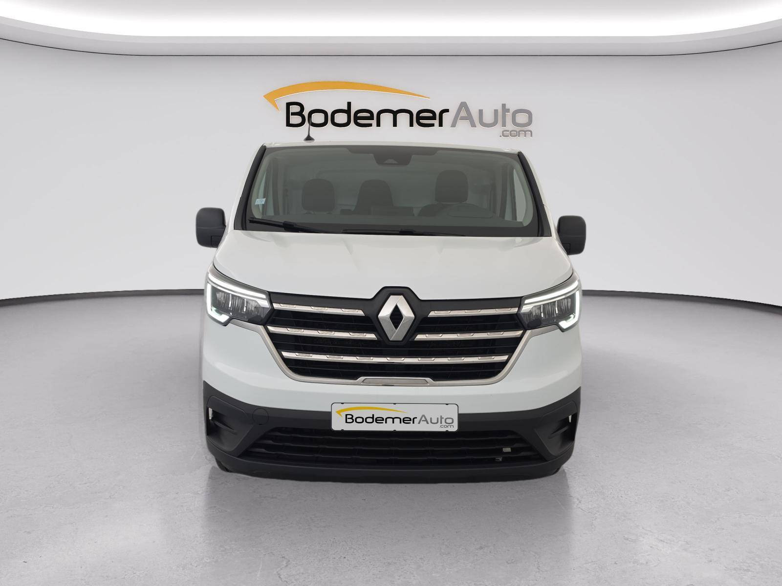 Vente en ligne Renault Trafic 3 Fourgon TRAFIC FGN L2H1 3000 KG BLUE DCI 130 au prix de 21 990 €